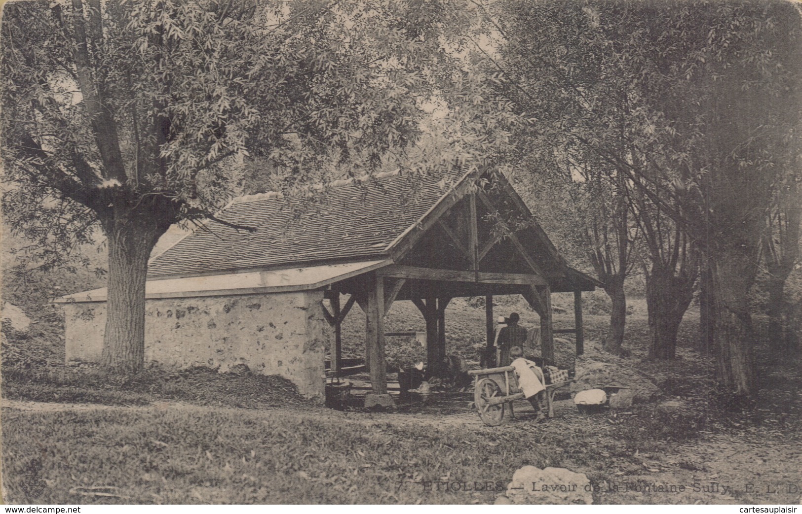 Etiolles : Lavoir De La Fontaine Sully - Autres & Non Classés