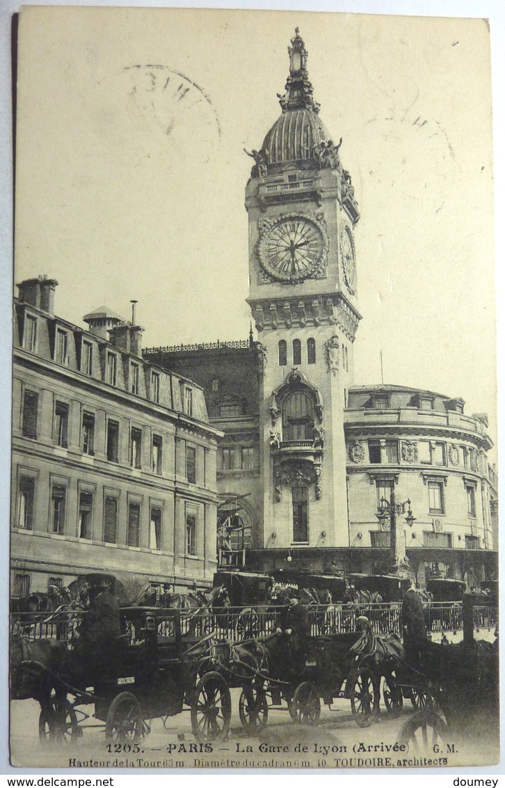 LA GARE DE LYON - ARRIVÉE - PARIS - Métro Parisien, Gares