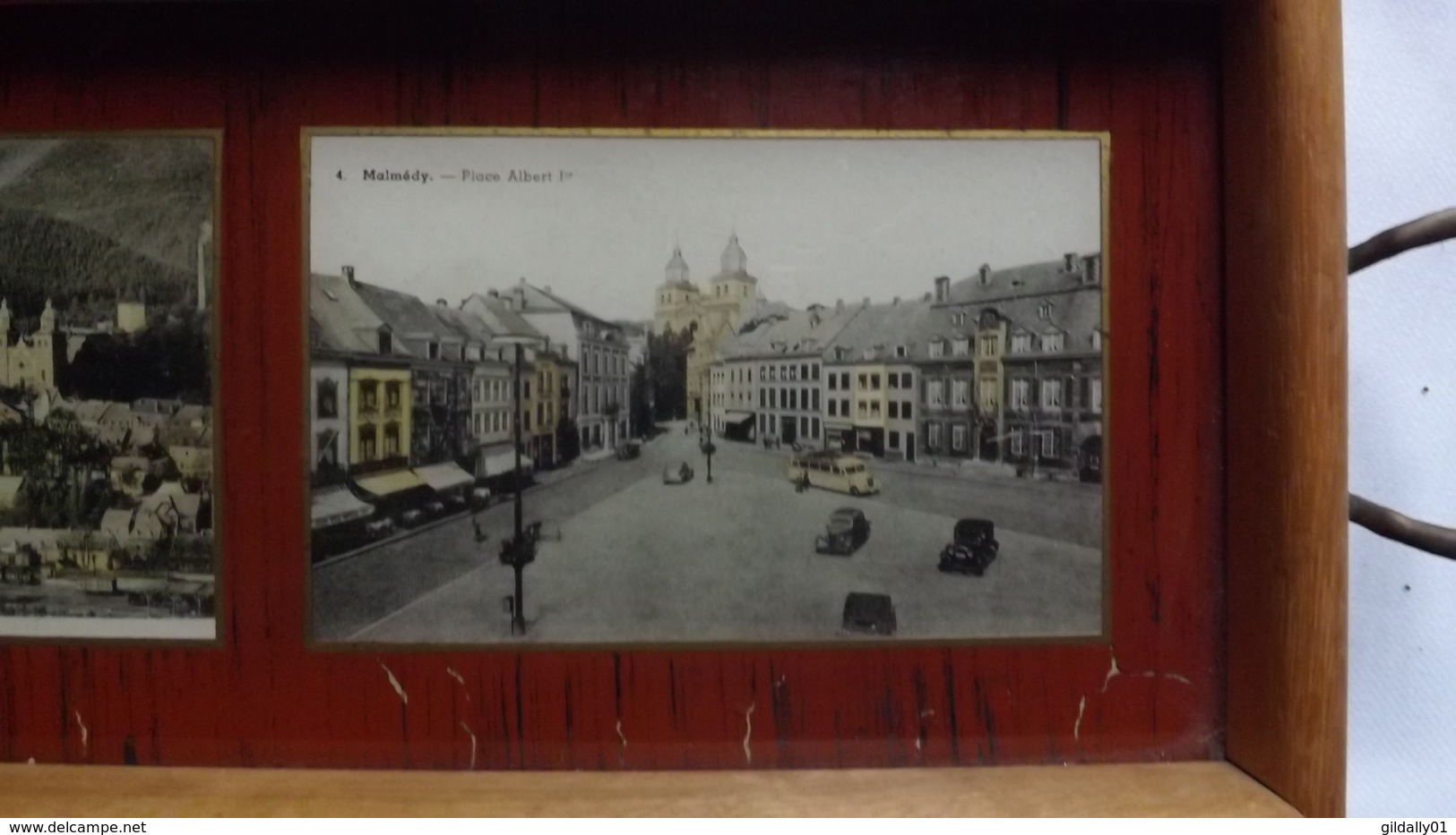 Très Ancien  PLATEAU  Avec Deux Cartes Postales De MALMEDY Sous Verre - Panorama Générale - Place Albert 1er. - Verre & Cristal