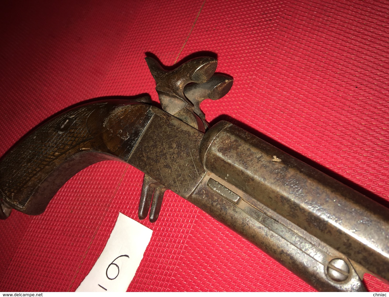 ANCIEN PISTOLET A DOUBLE CANON EN TABLE ET DETENTES RENTRANTES-SYSTEME LE FAUCHEUX VERS 1850