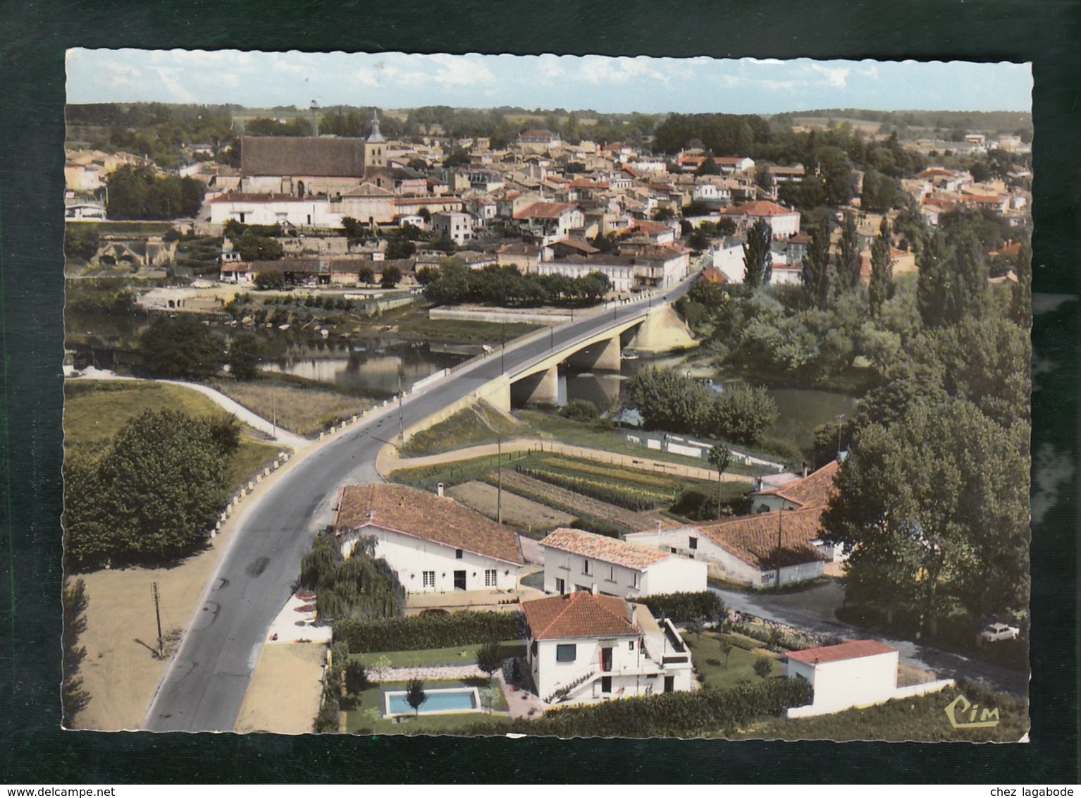 CP (33) Guitres  -  Vue Panoramique Aérienne - Autres & Non Classés