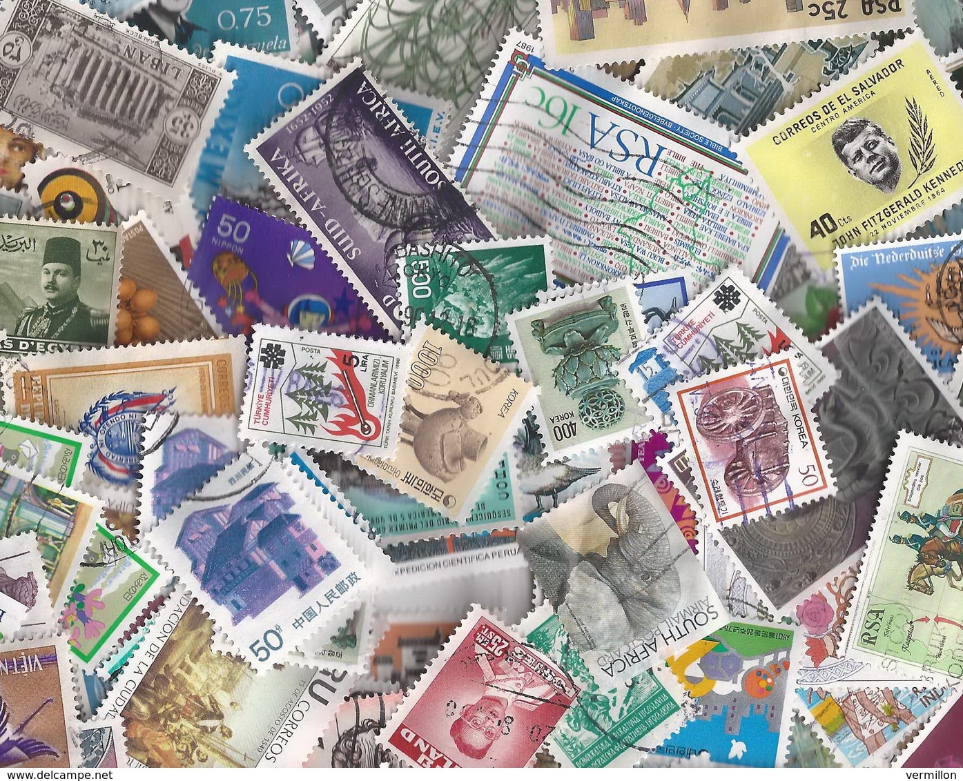 VRAC 4 - MONDE & EUROPE -  LOT DE + DE 999 TIMBRES  , NOMBREUX THEMES & ANCIENS = environ 0.01 C le TIMBRE