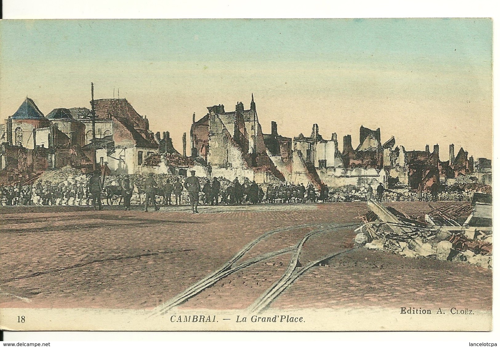 59 - CAMBRAI / LA GRAND' PLACE - Cambrai