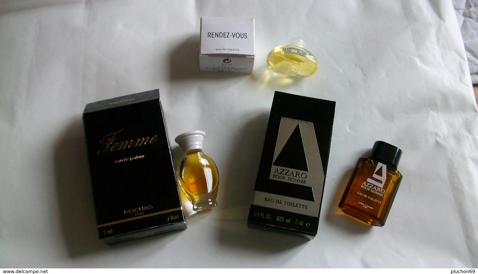 Miniature De Parfum Homme Et Femme  Lot De 3 Avec Boite N° 21 - Miniatures Femmes (avec Boite)
