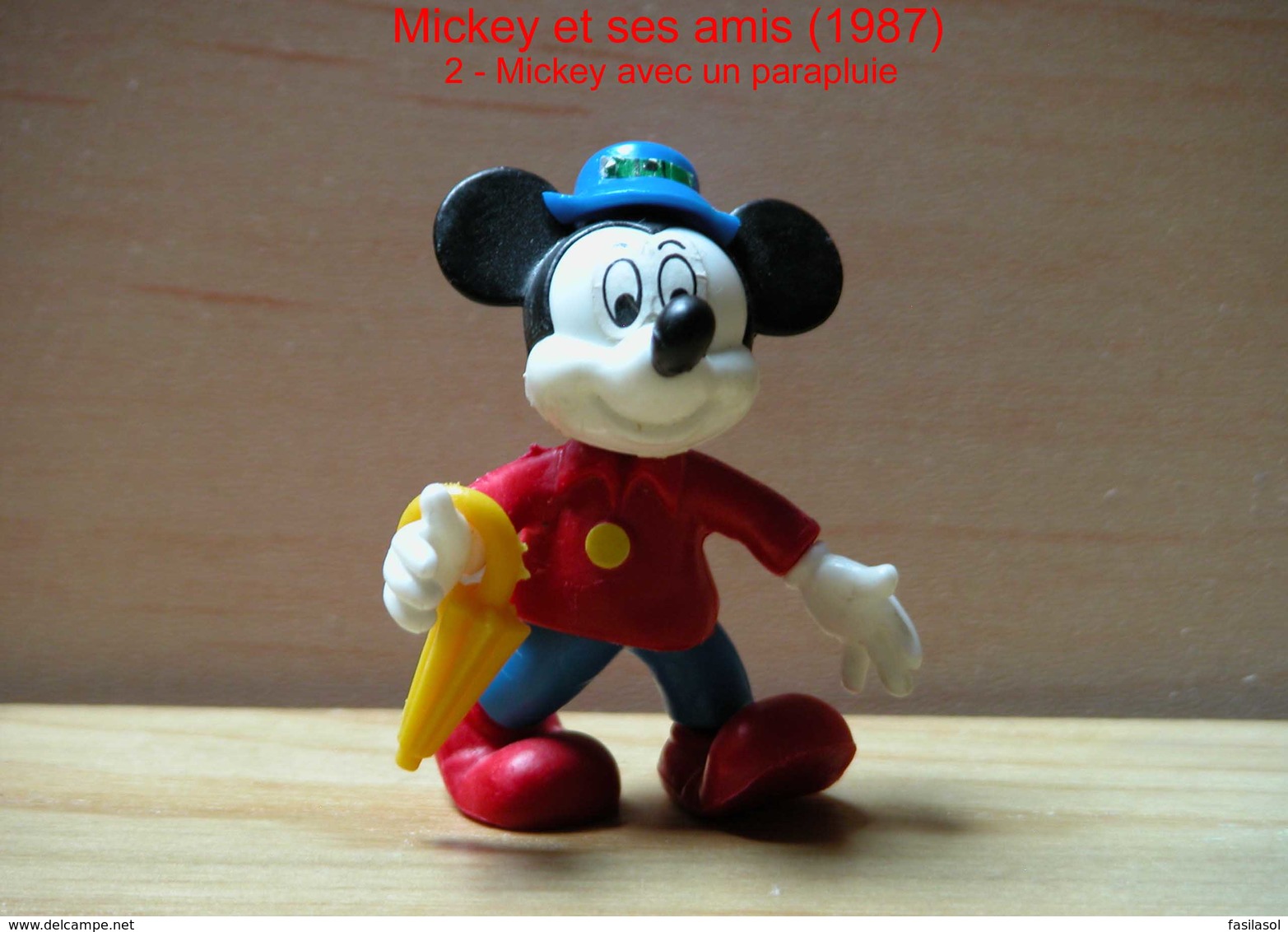 Kinder 1987 : Mickey Avec Un Parapluie "Mickey & Ses Amis" - Dessins Animés