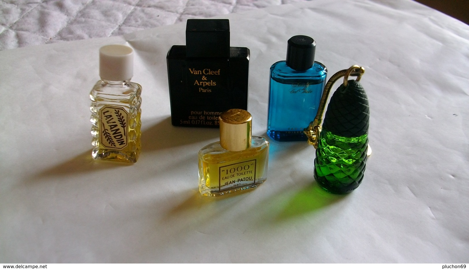 Miniature De Parfum Homme Et Femme  Lot De 5 Sans Boites N° 33 - Miniatures Womens' Fragrances (without Box)