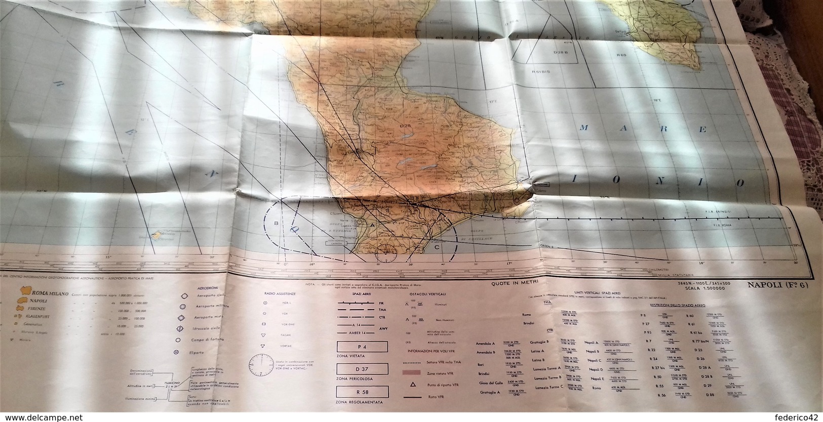 CARTE AERONAUTICHE D'ITALIA VINTAGE 0.A.C.I-ICAO (F6) AREA NAPOLI PER VOLO VFR-IFR E  (F4) AREA DI ROMA PER VOLO VFR-IFR - Luchtvaart