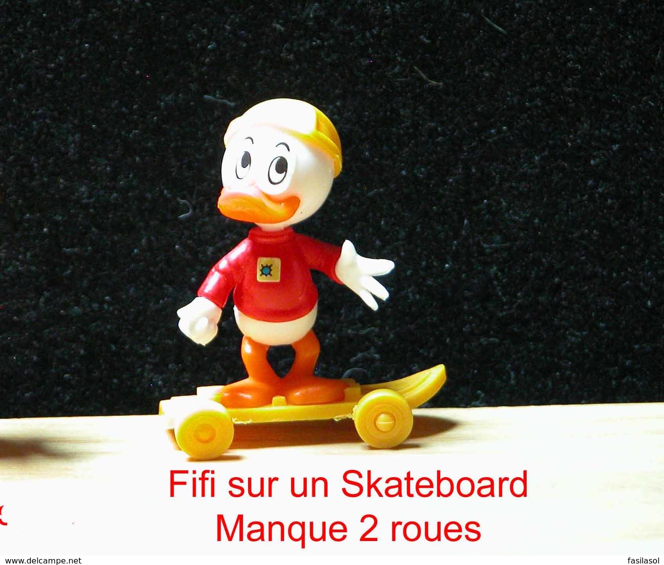 Kinder 1988 & 1989 : Fifi Sur Skateboard Jaune & Loulou Dans Barque Verte - Dessins Animés