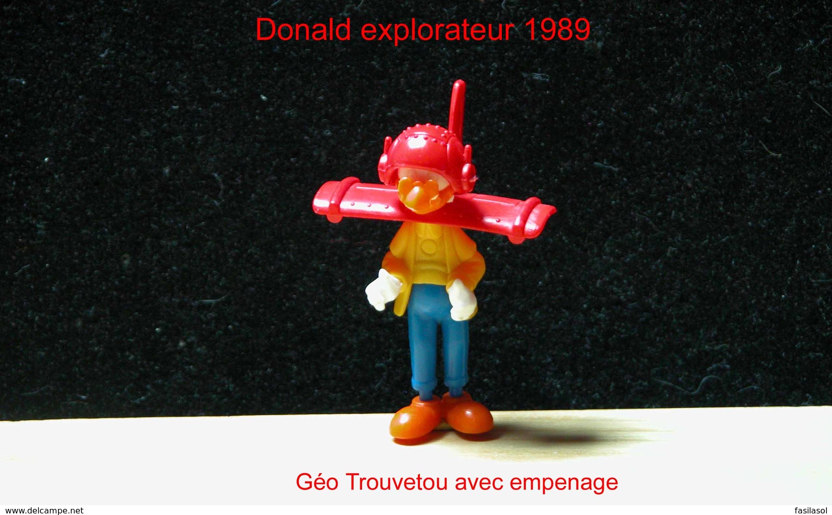 Kinder 1989 : Géo Trouvetou Avec Empenage "Donald Explorateur" - Dessins Animés