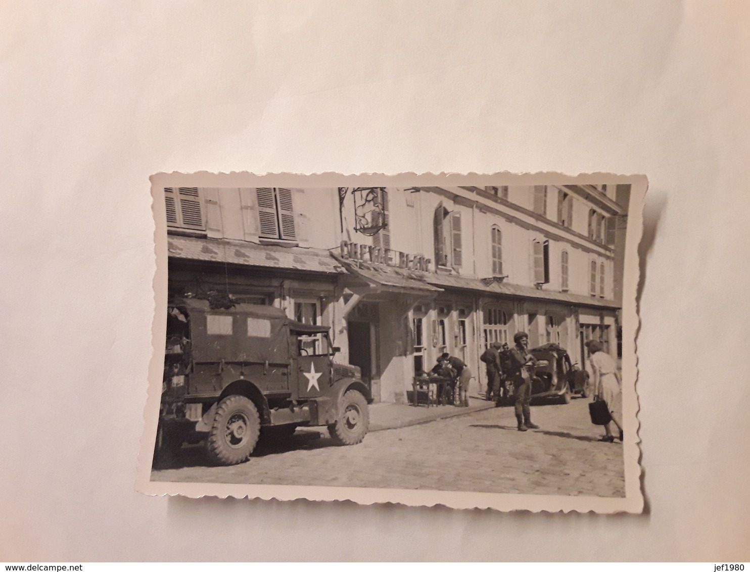 ORGINELE FOTO AFMETINGEN 8,50 CM OP 5,50 CM HONFLEUR AUBERGE DU CHEVAL BLANC 1944  2DE GEURE BRIGADE PIRON - Honfleur