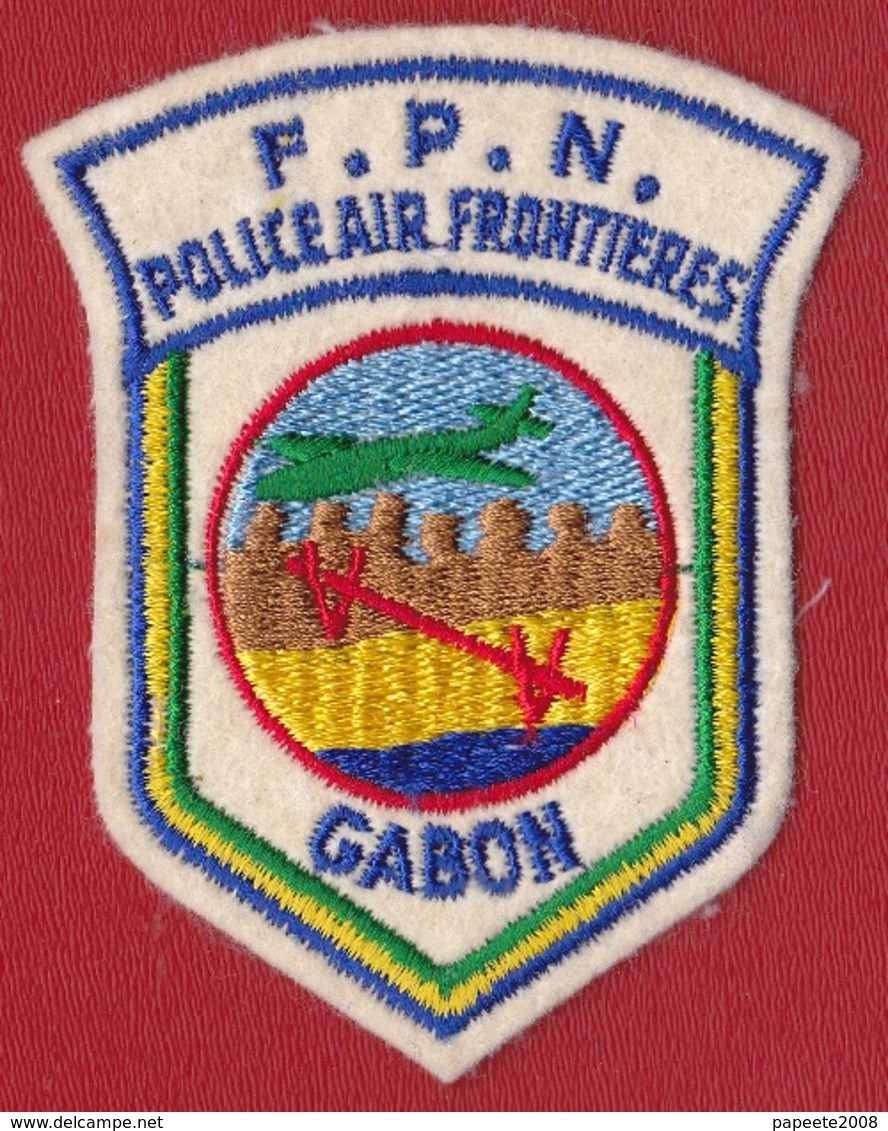 Ecusson / Gabon - Police De L'air Et Des Frontières FPN - Patches