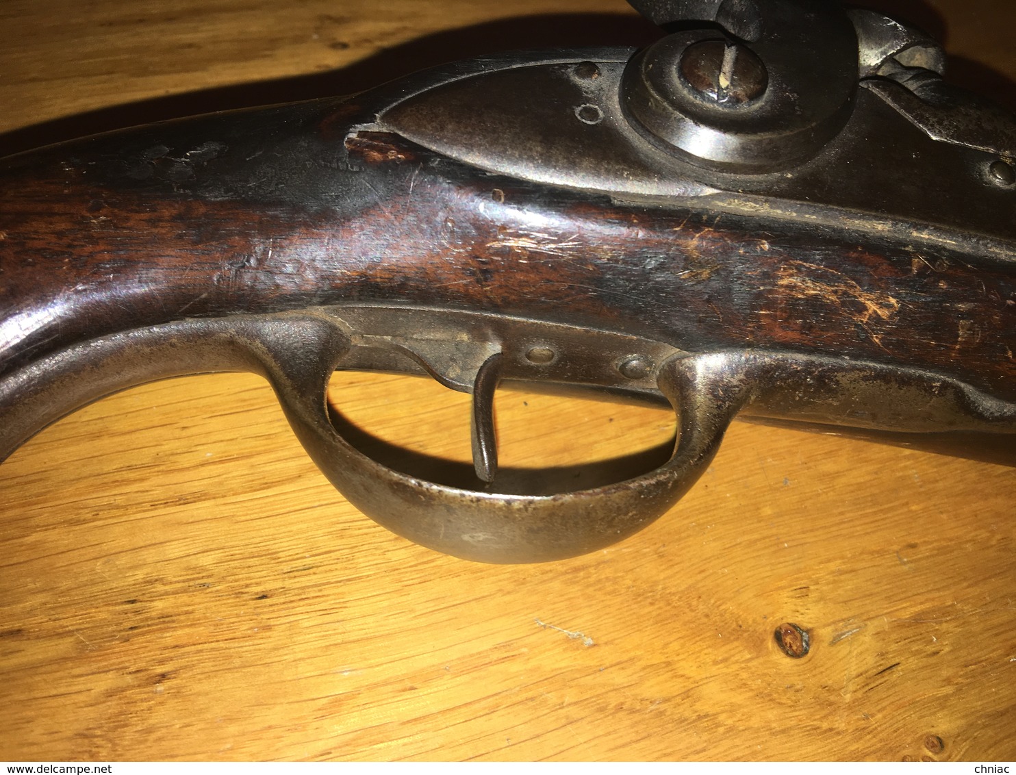 ANCIEN PISTOLET D’ARCON FRANÇAIS A SILEX MODIFIE A PERCUSSION VERS 1830 MODELE PROCHE DES REGLEMENTAIRES - Armes Neutralisées