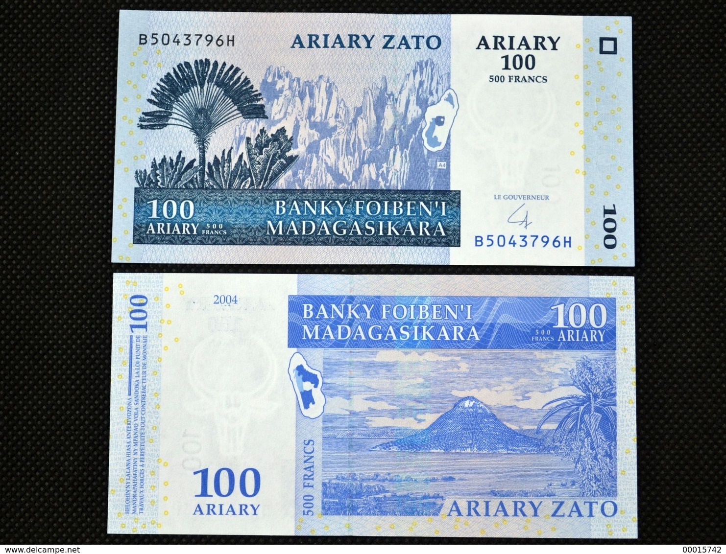 Madagascar 500 Francs = 100 Ariary 2004 P-86 UNC - North Macedonia