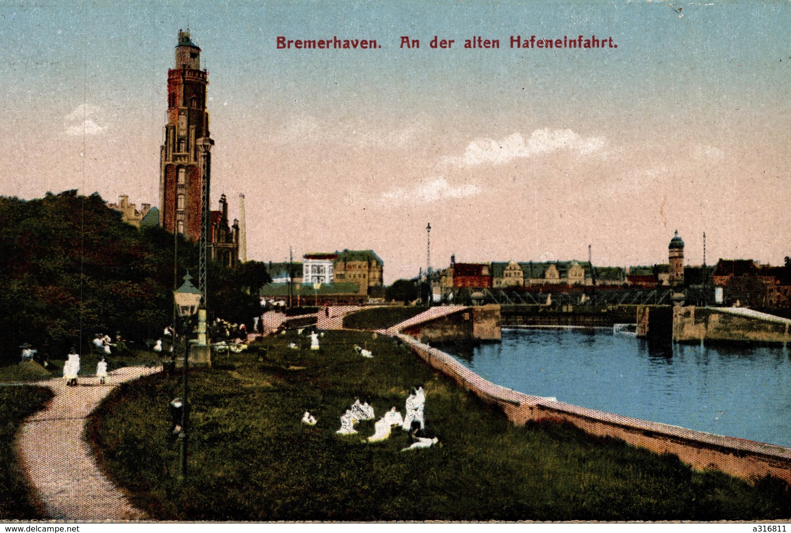 BREMERHAVEN   AN DER ALTEN HAFENEINFAHRT - Bremerhaven