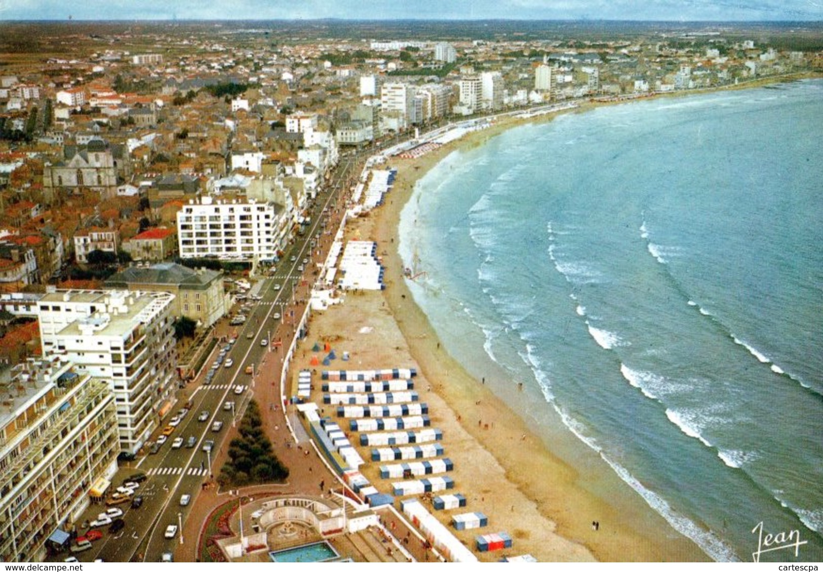 Les Sables D'olonne Vue Aerienne De La Piscine De La Plage Et Du Remblai   CPM Ou CPSM - Sables D'Olonne