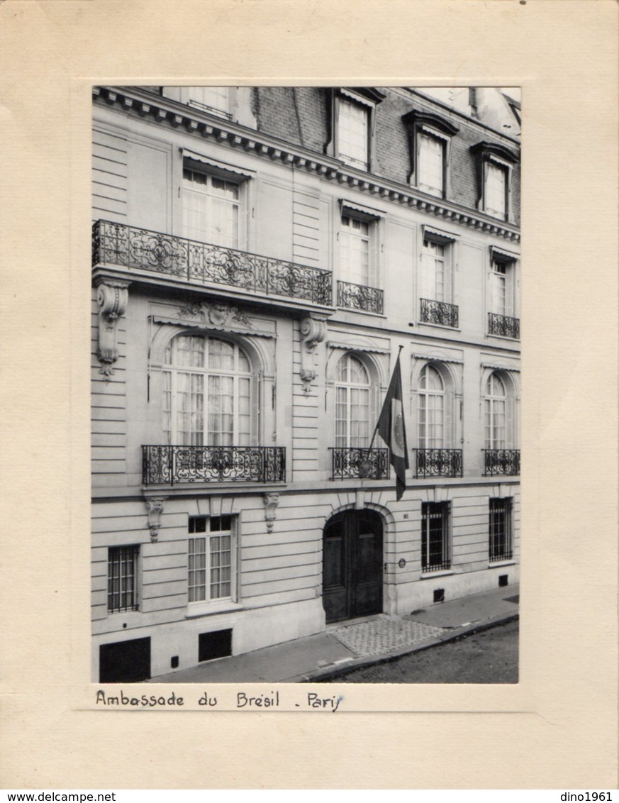 VP13.539 - Photo Sur Carte De Voeux De L' Ambassade Du Brésil à PARIS - Mme Clelia ALVES DE SOUZA - Lugares