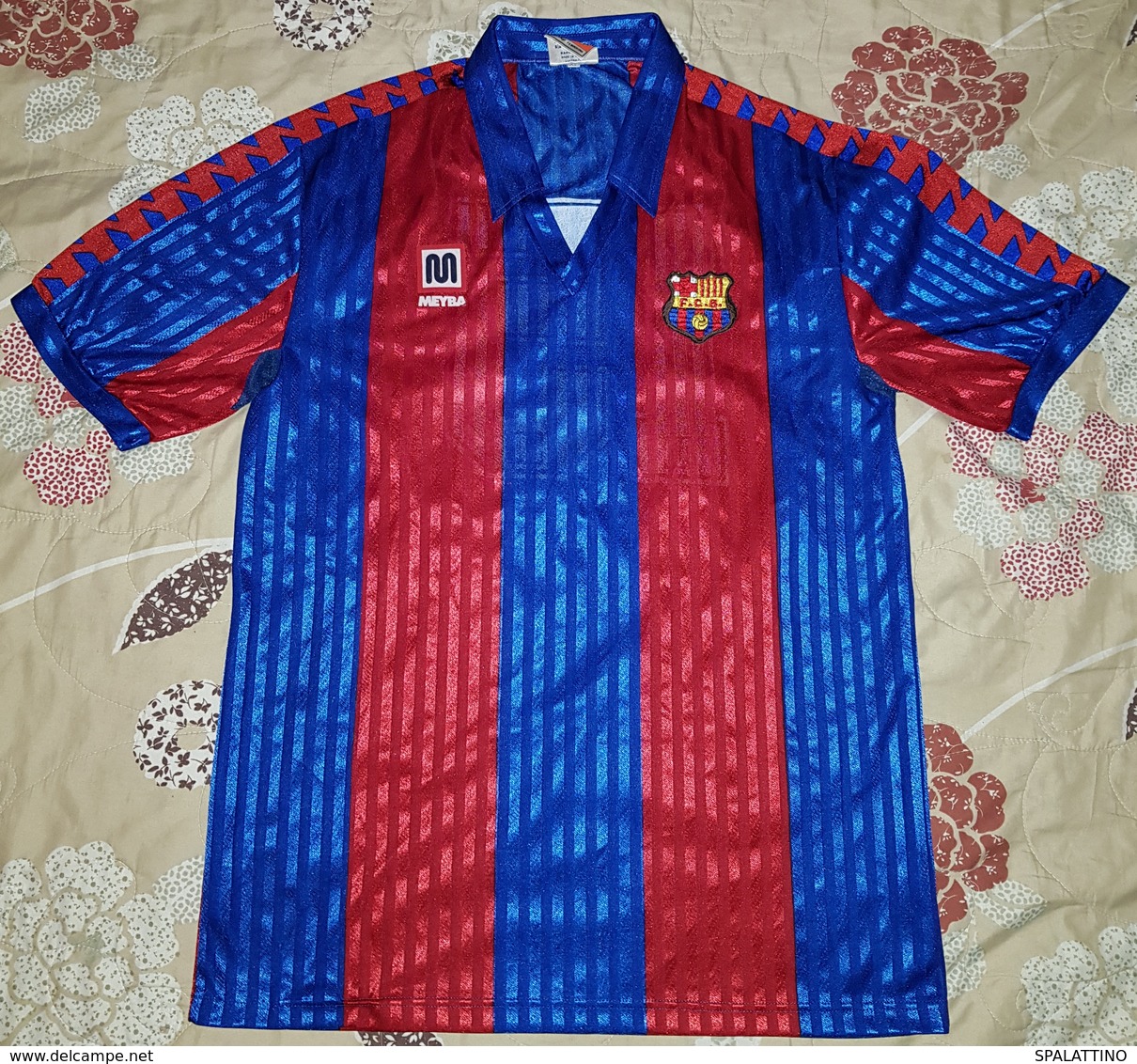 FC BARCELONA- ORIGINAL VINTAGE RARE MATCH WORN SHIRT IN GREAT CONDITION - Uniformes Recordatorios & Misc