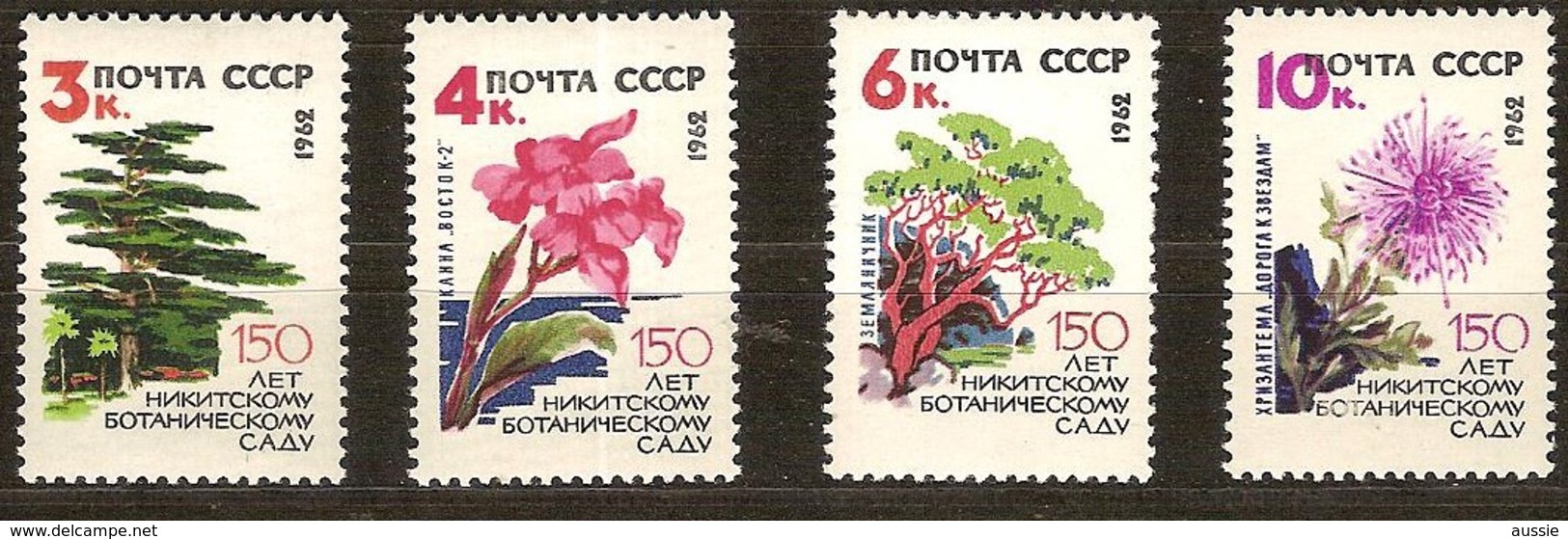 Russie Rusland Russia 1962 Yvertn° 2566-2569 *** MNH Cote 3,50 Euro Flore Arbres - Neufs