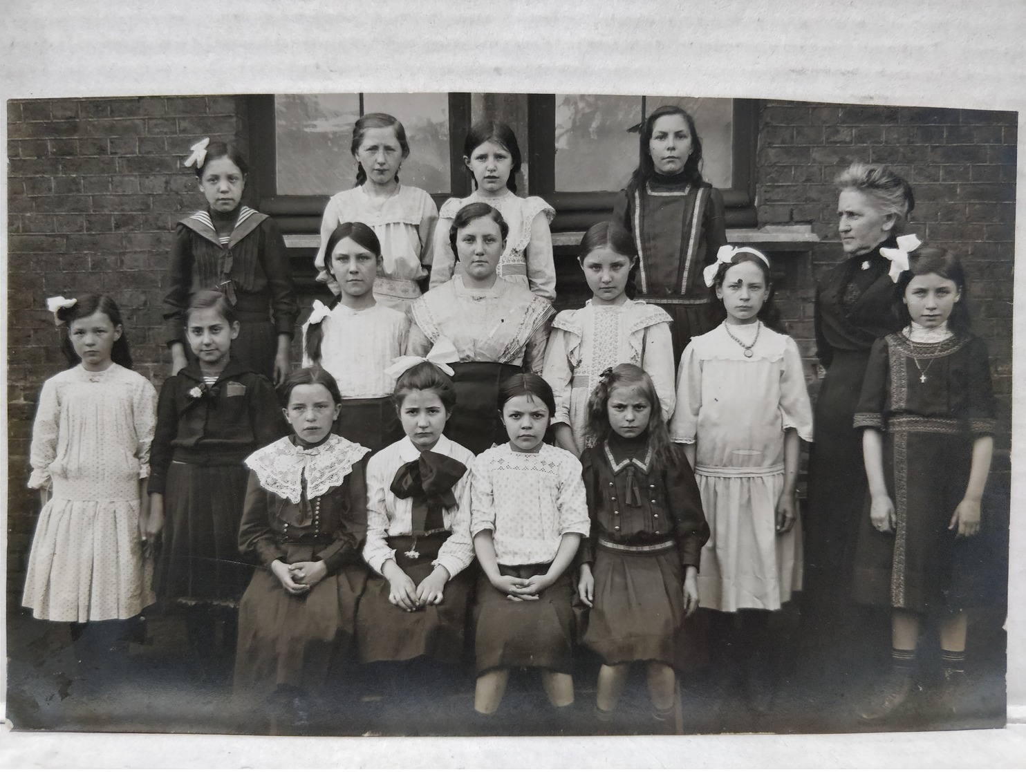 Carte-Photo. Groupe Ecole. Belgique, Région Liège. 1912. 9x14 Cm - Guerre, Militaire