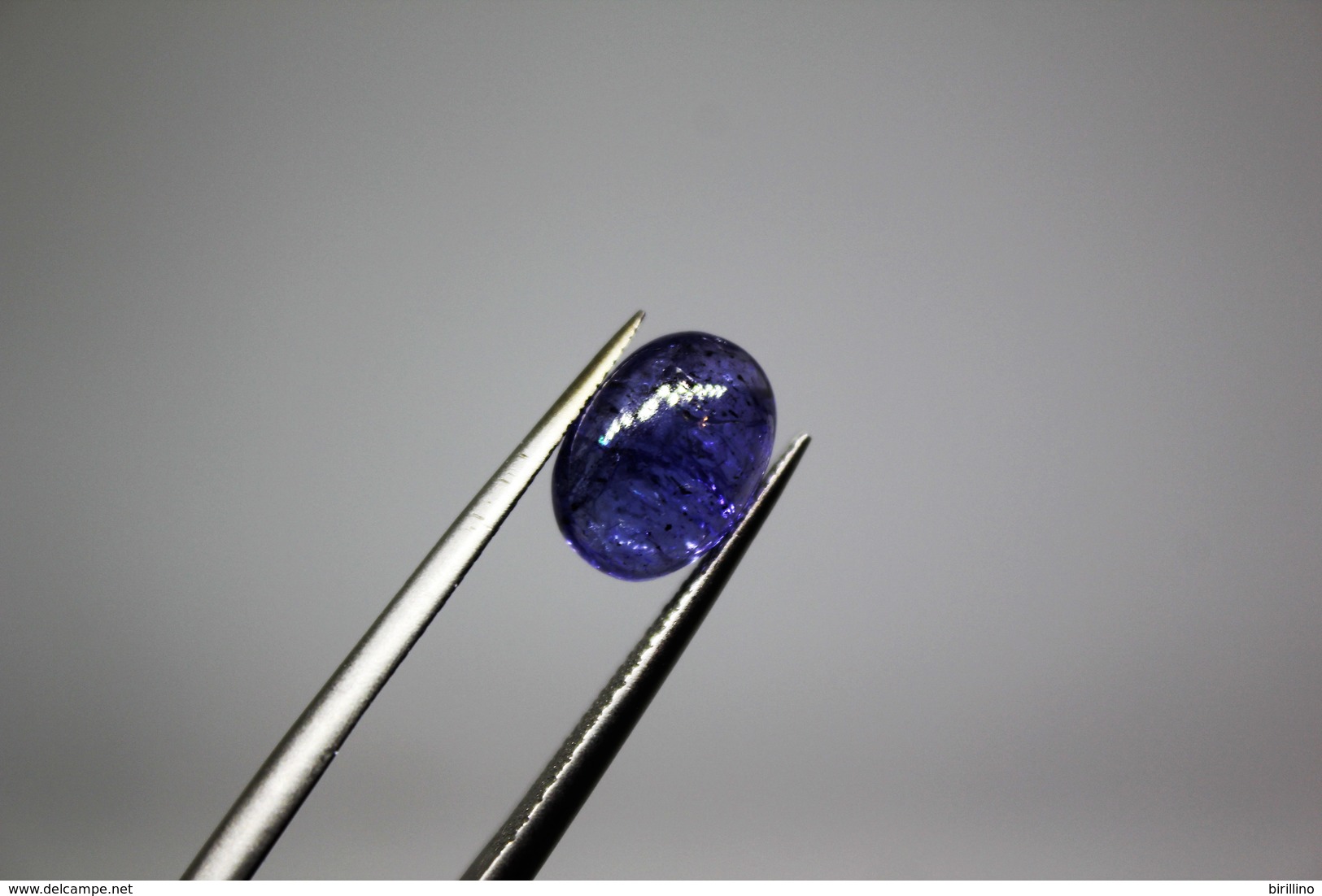 4356 - Tanzanite blu violaceo  ct. 2.80 - Certificato autenticità Italiano