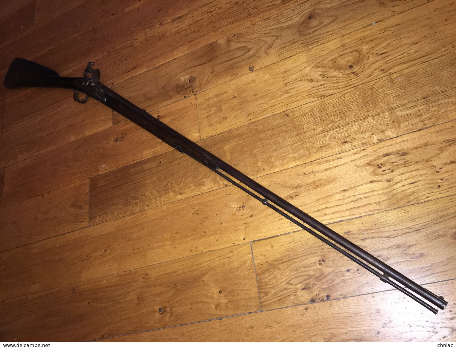 RARE ANCIEN FUSIL DE CHASSE A SILEX POUR ENFANT. 18è SIECLE VERS 1760