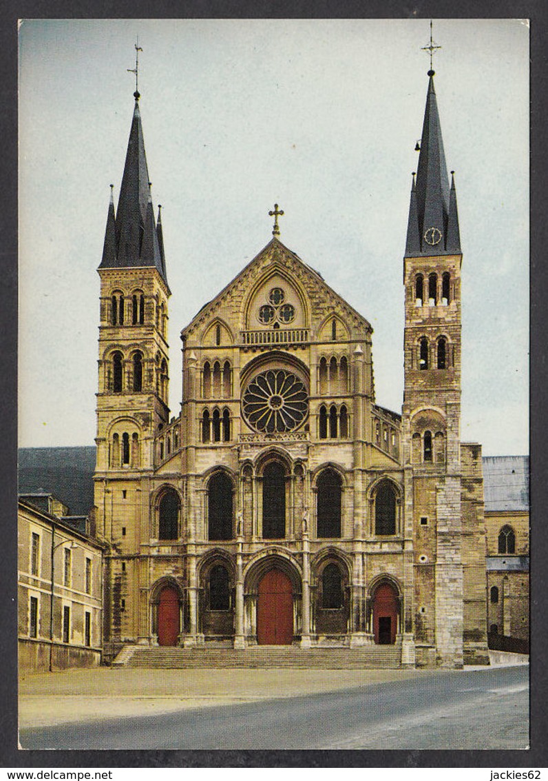 90930/ EGLISES, France, Basilique Saint-Remi De Reims - Kerken En Kathedralen