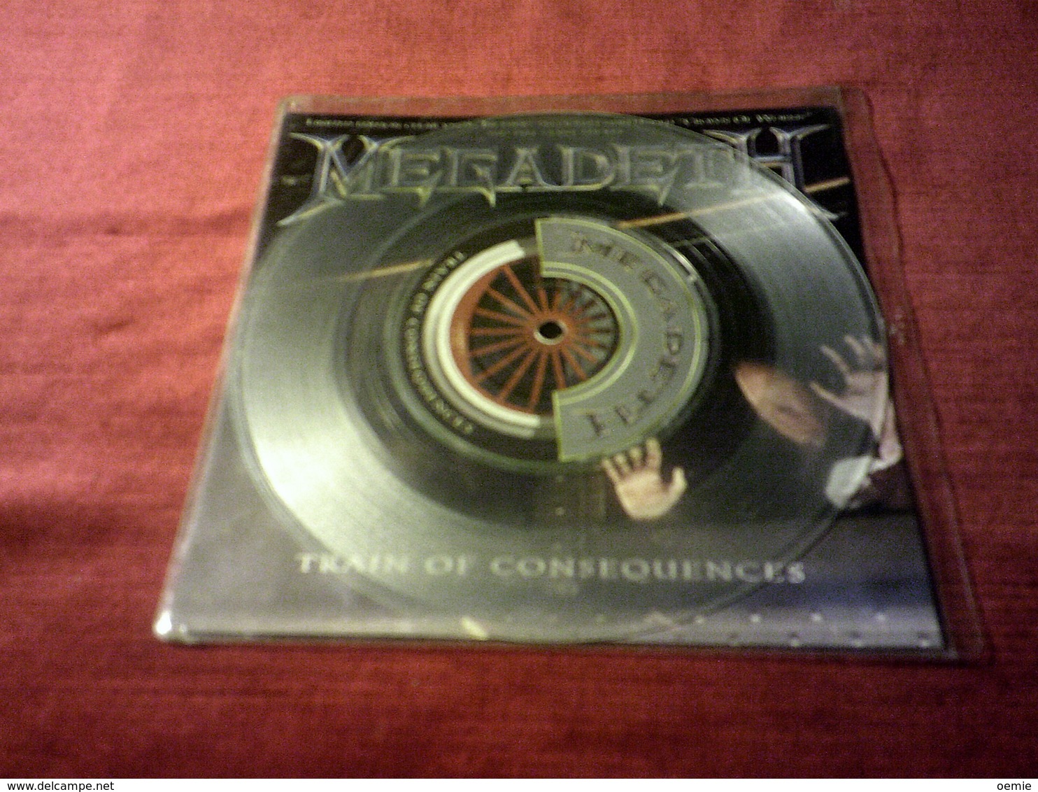 MEGADETH  ° TRAIN OF CONSEQUENCES    VINYLE  BLANC - Hard Rock & Metal