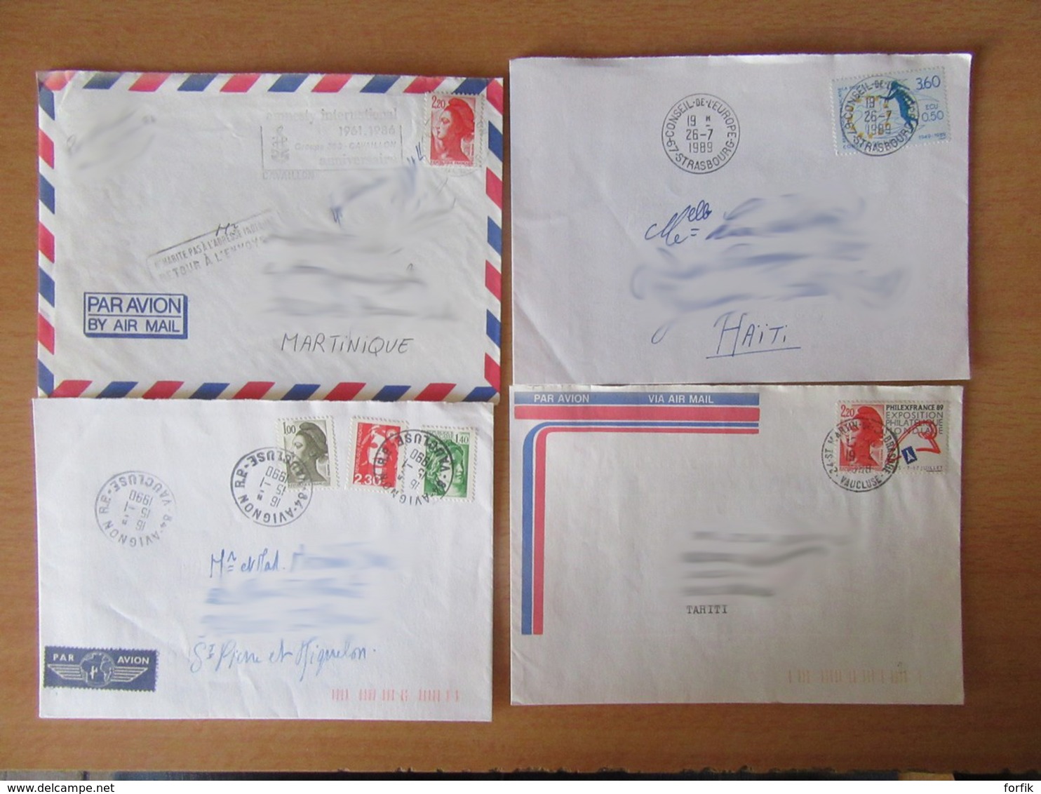 France Métropolitaine Vers DOM-TOM - Lot De 12 Enveloppes Timbrées Modernes à étudier - Timbres Variés - Collections