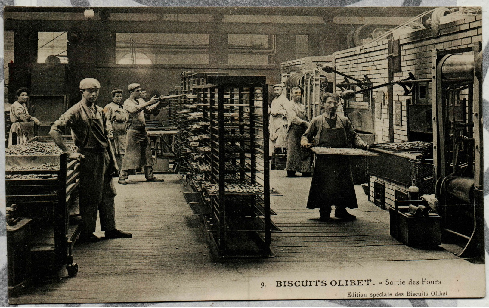 BISCUITS OLIBET Sortie Des Fours - Autres & Non Classés