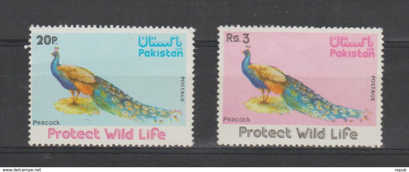 Pakistan 1976 Paons Série 401-2 2 Val ** MNH - Pakistan