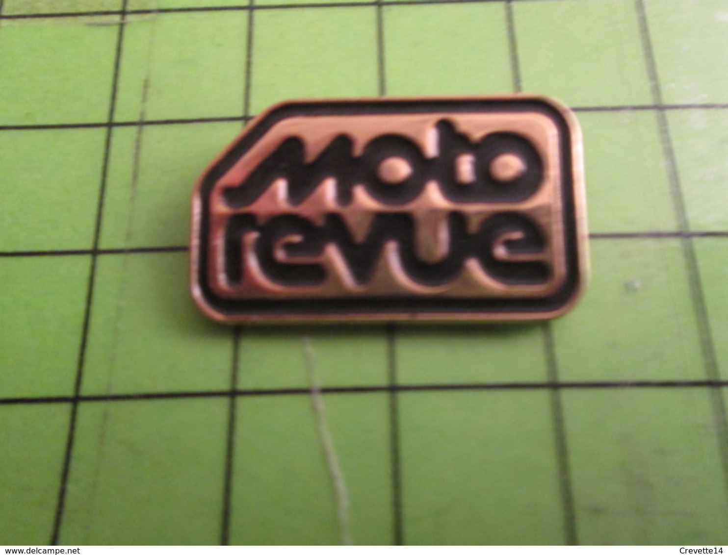 316a Pins Pin's / Rare Et De Belle Qualité  THEME MOTOS : REVUE MAGAZINE MOTO REVUE - Motorbikes