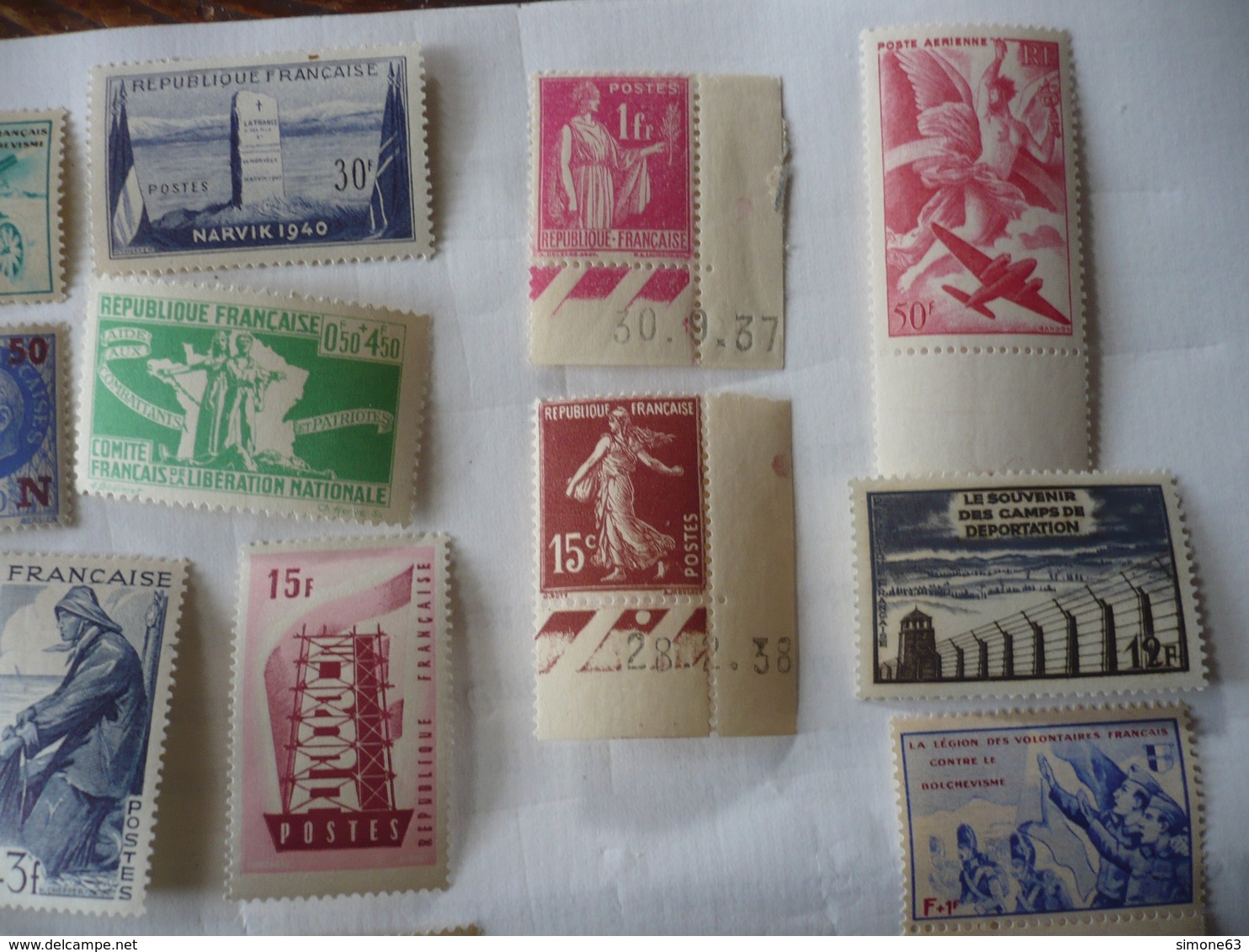 LOT DE 36  TIMBRES  NEUFS - GOMME D'ORIGINE  - FRANCE - NEUFS - DIFFERENTS - Colecciones Completas