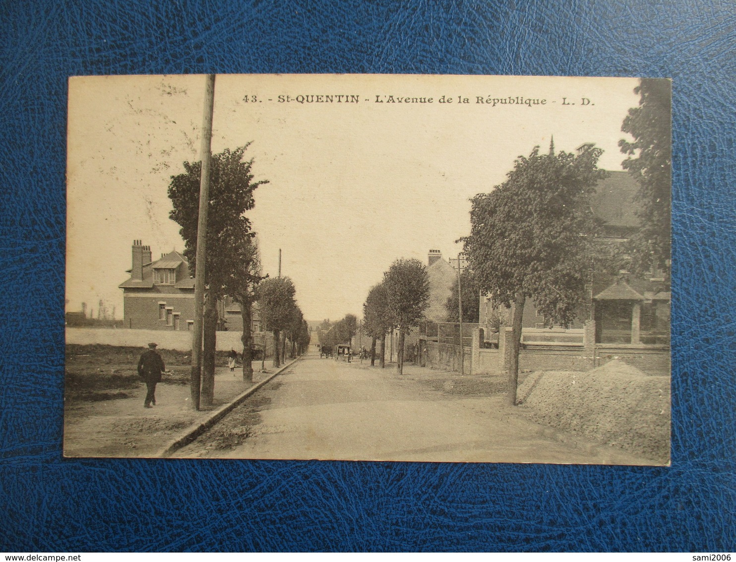 CPA 02 SAINT QUENTIN AVENUE DE LA REPUBLIQUE - Saint Quentin