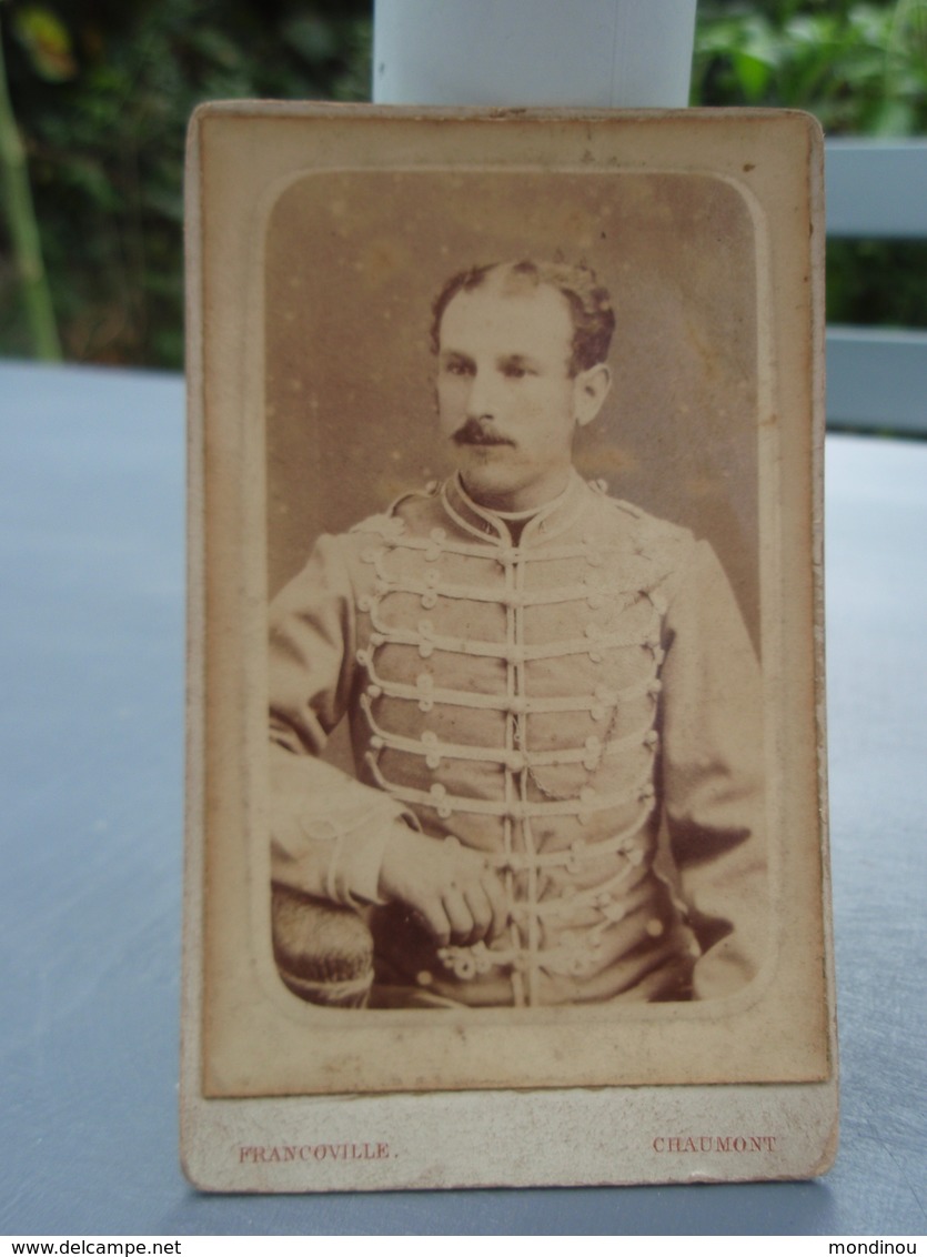 Photo D'un Militaire Hussard Aspirant ? A Identifier. Franconville à Chaumont - Krieg, Militär