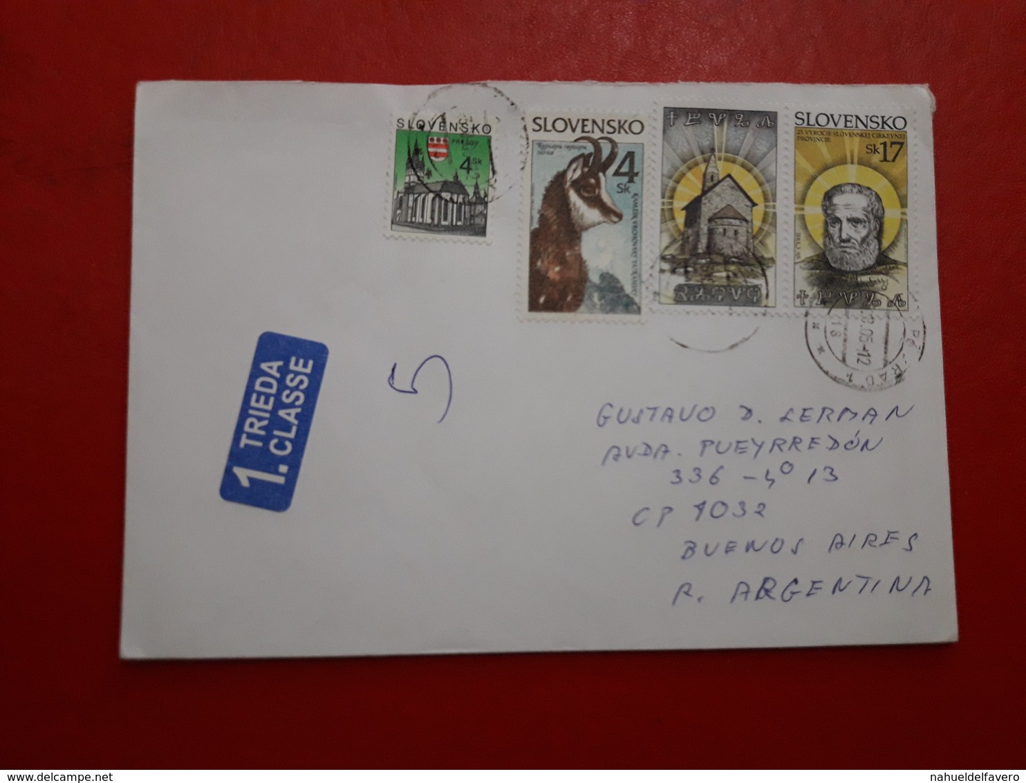 La Slovaquie Enveloppe Circulé Avec Timbre De Religion Une Faune Et Les Autres - Cartas & Documentos