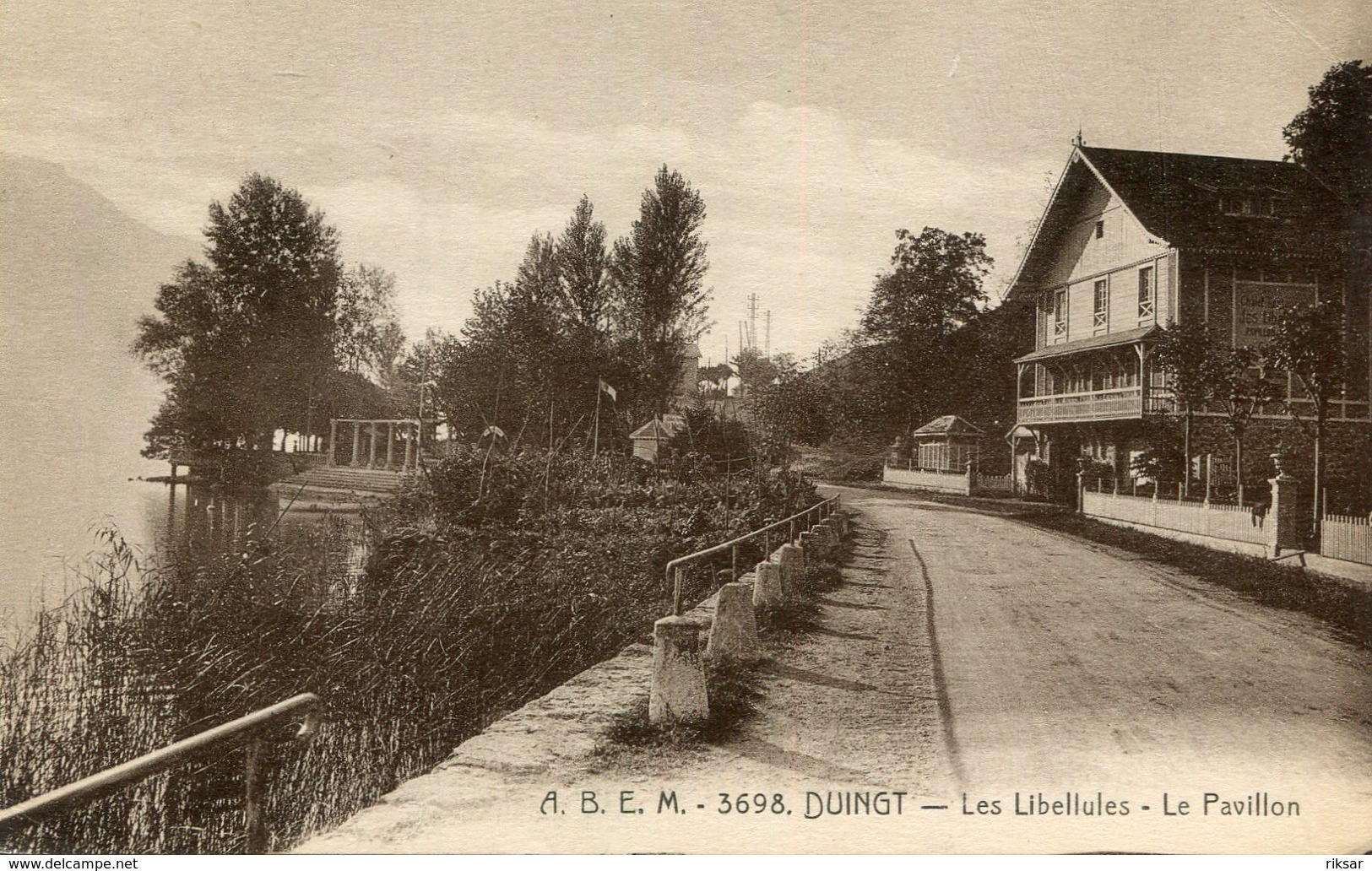 DUINGT - Cornier