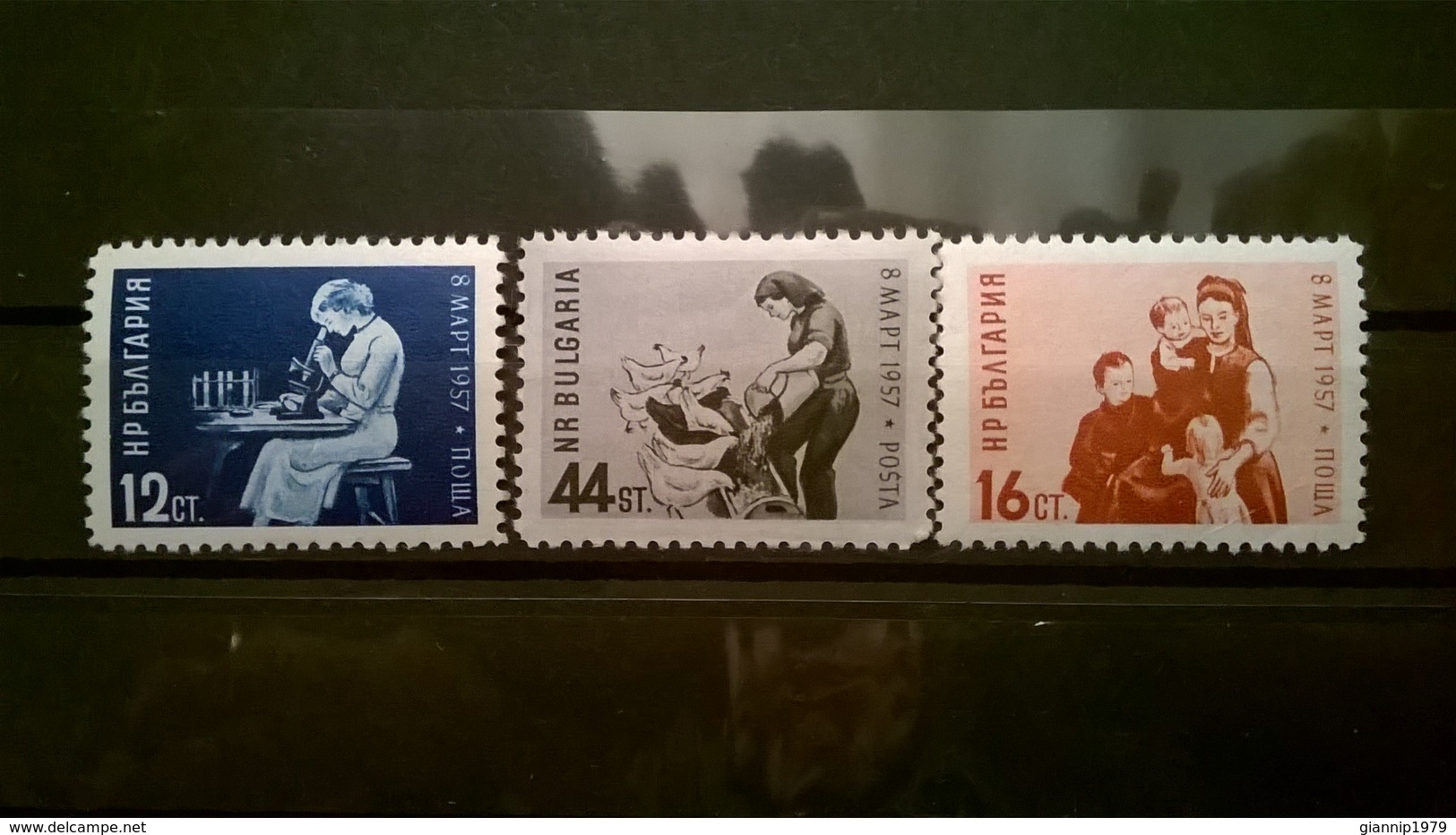 FRANCOBOLLI STAMPS BULGARIA BULGARIE 1957 MNH** NUOVI SERIE COMPLETA INTERNATIONAL WOMEN DAY - Unused Stamps