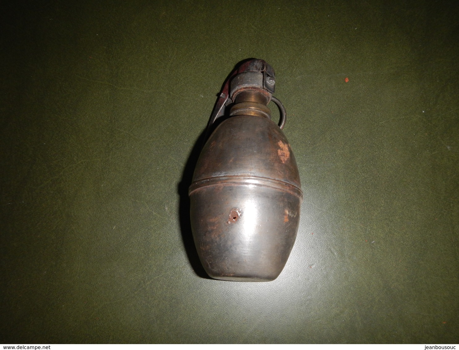 GRENADE OFFENSIVE FUMANTE ( NEUTRALISÉE ) - Decorative Weapons