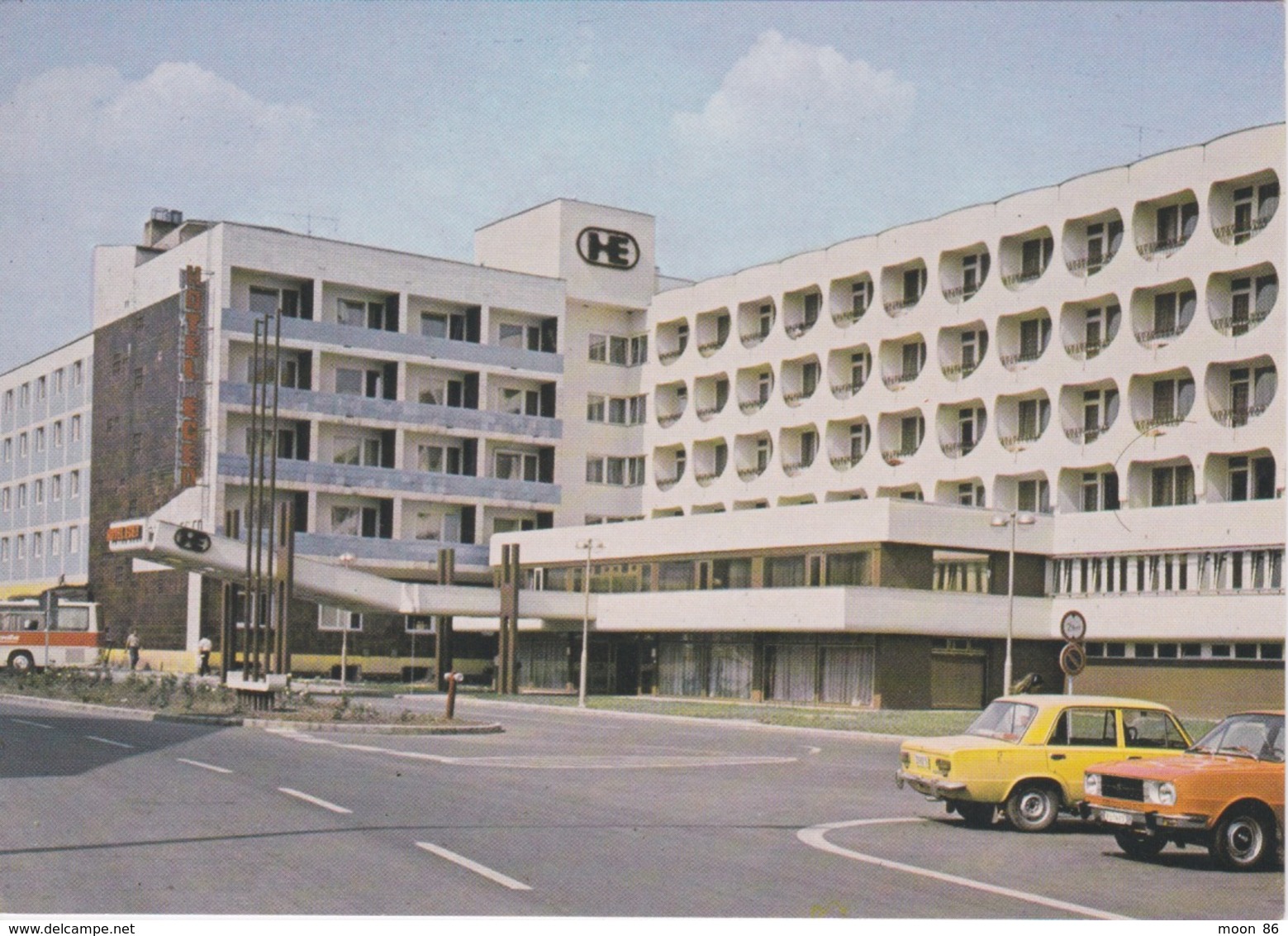 HONGRIE  -  BUDAPEST -  HOTEL EGER - AUTOMOBILE SIMCA - Hongrie