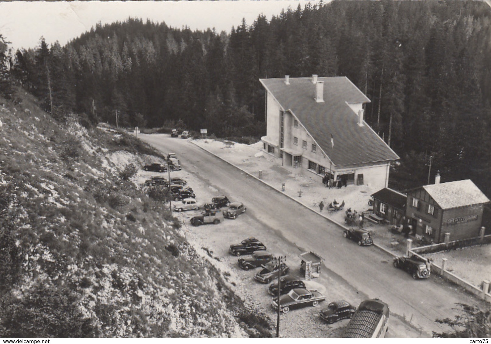 Col De La Faucille 01 - Hôtel - Automobiles - Gex