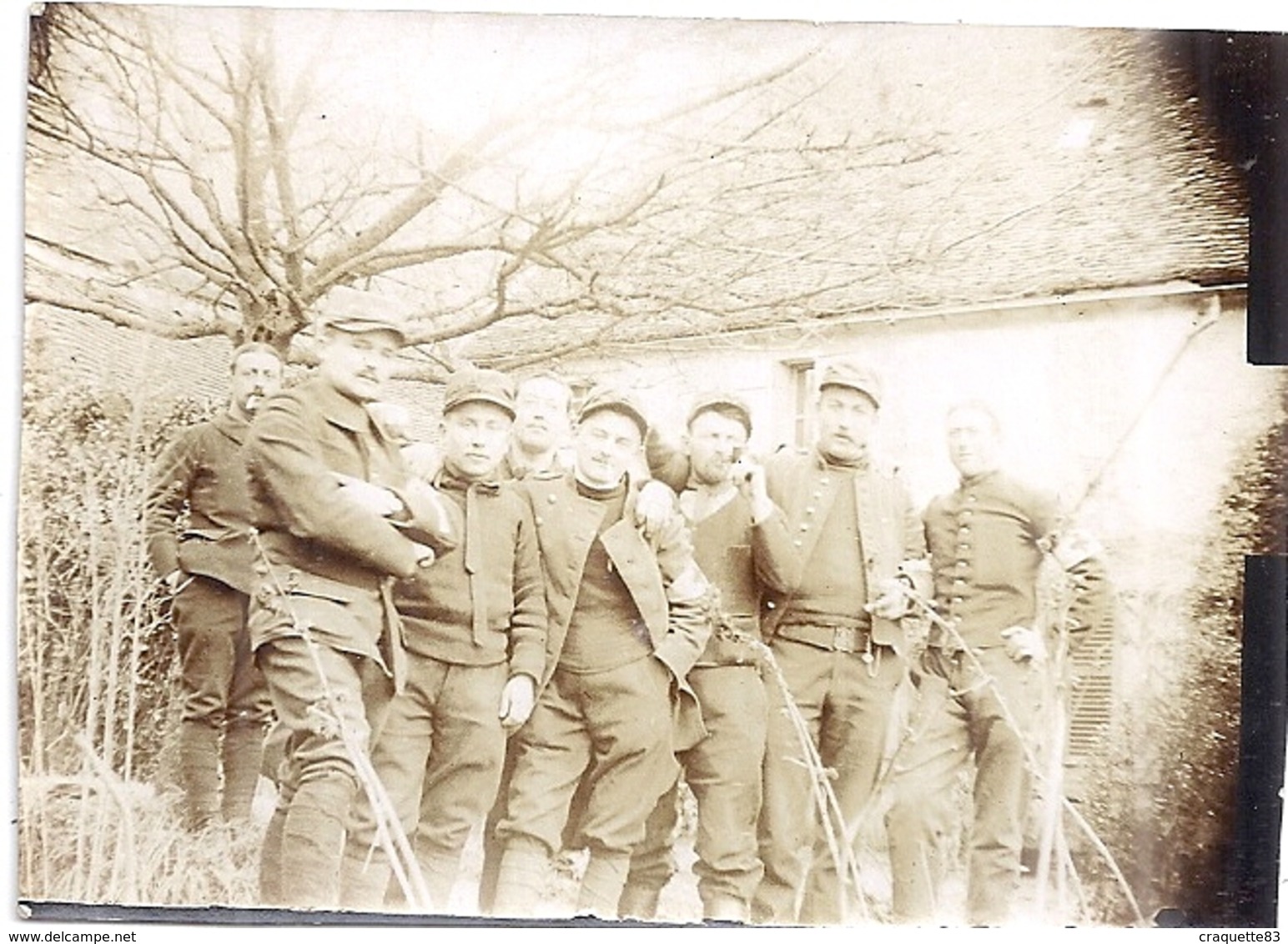 "SOUVENIR DE ST PIERRE AIGLE  (AISNE) UN LONG ET DOUX BAISER A MA LISETTE AIMEE LE 10/1/1914"  Photo Sepia - Guerre, Militaire