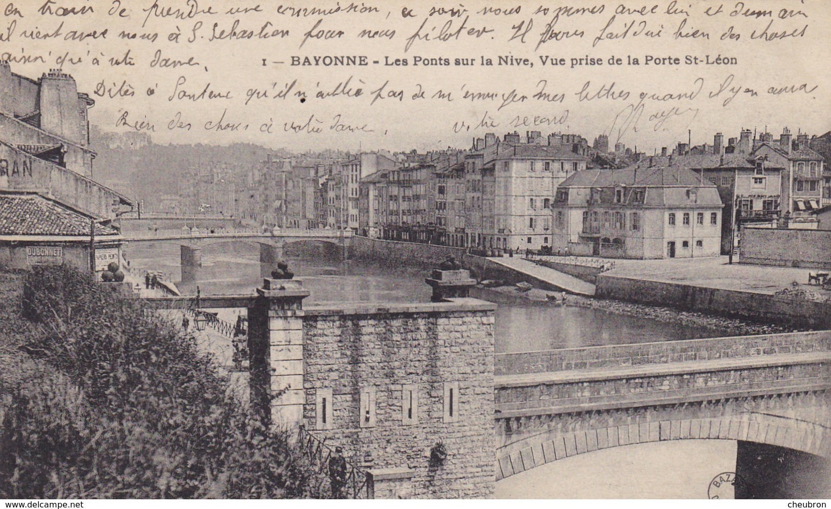 64. BAYONNE. CPA . LES PONTS SUR LA NIVE . VUE PRISE DE LA PORTE ST LEON . ANNEE 1905 - Bayonne