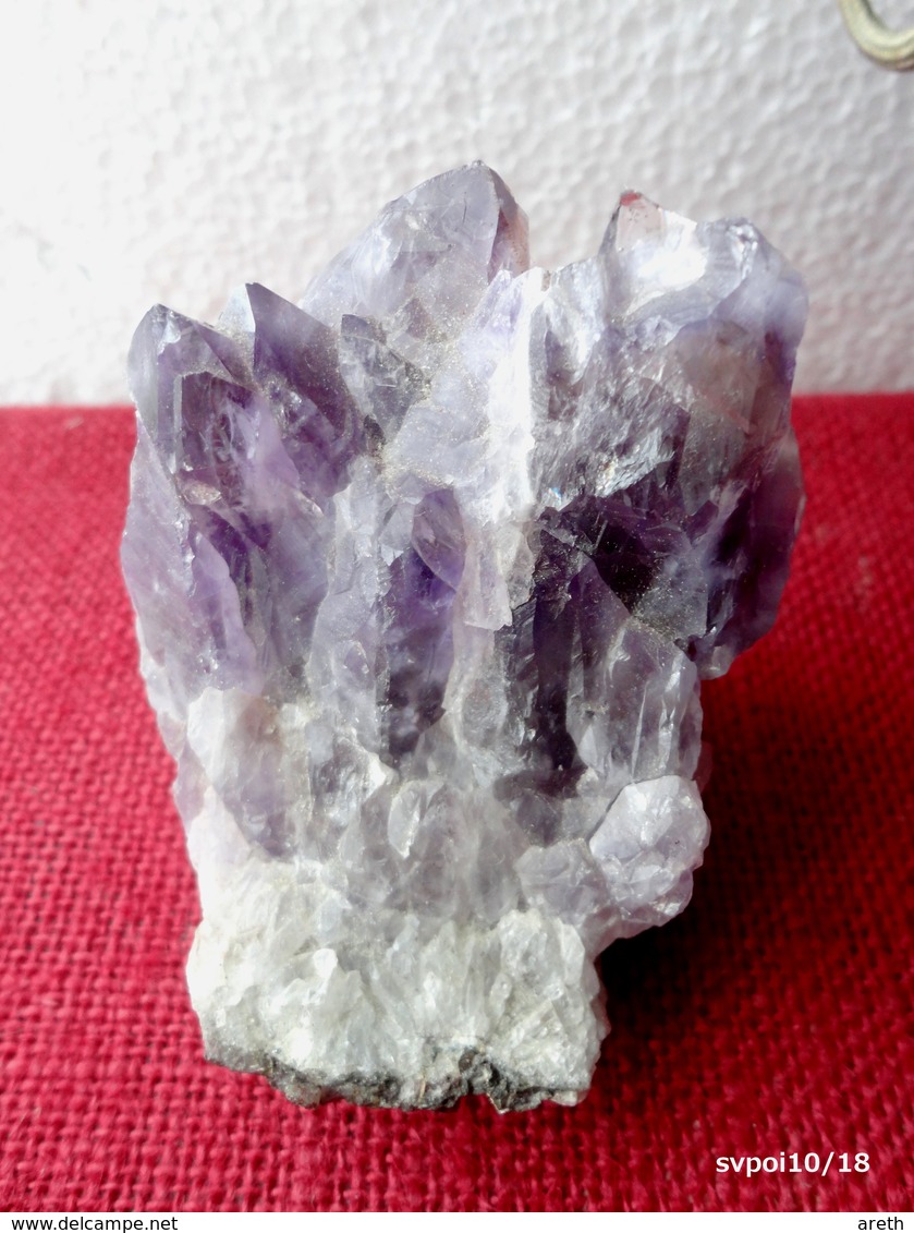 AMETHYSTE - 8 X 7 X 7 Cm - Minerals