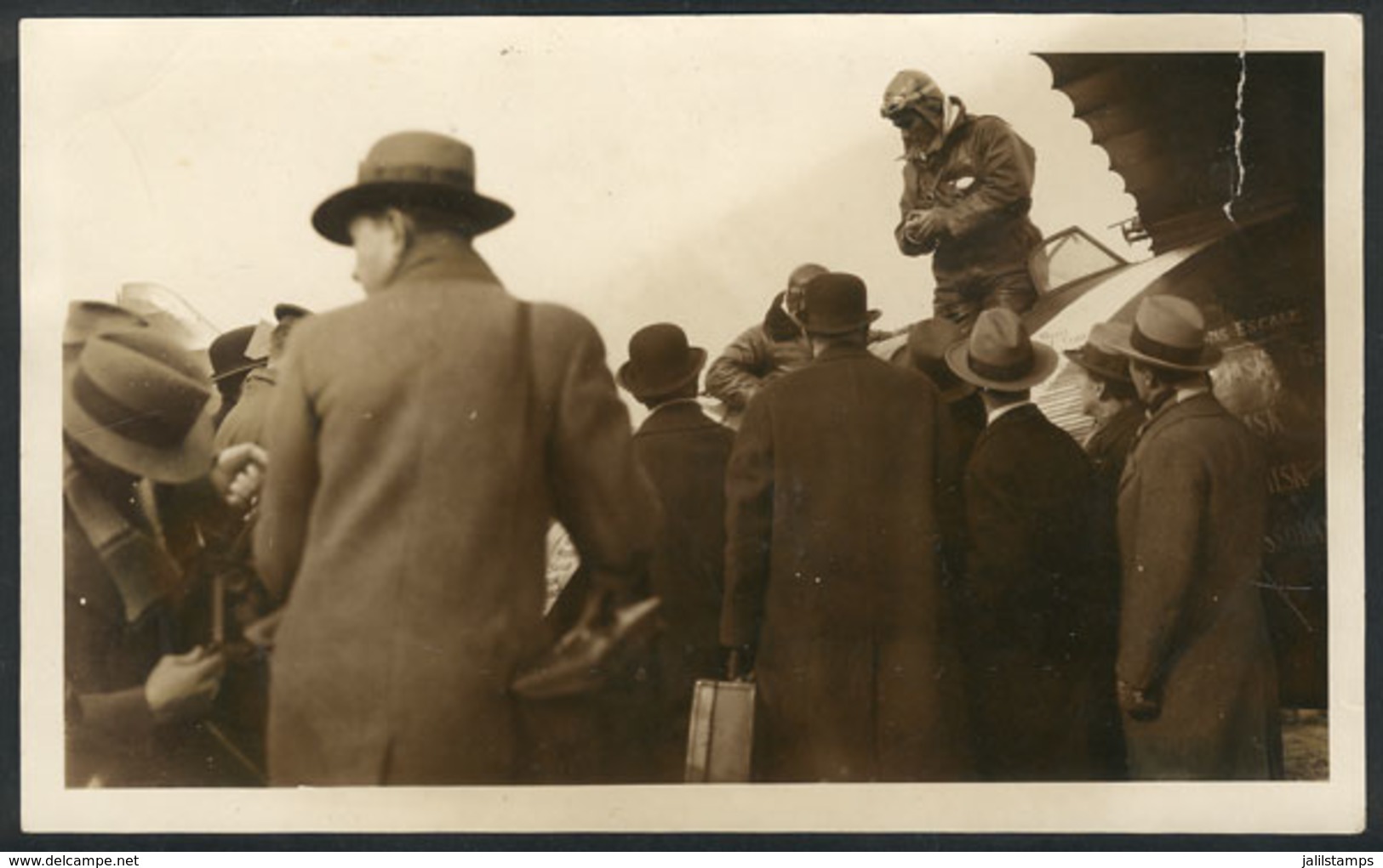 FRANCE: Original Photograph (postcard Size) Showing The Arrival Of Costes And Le Brix In New York On 11/FE/1928, After T - Autres & Non Classés