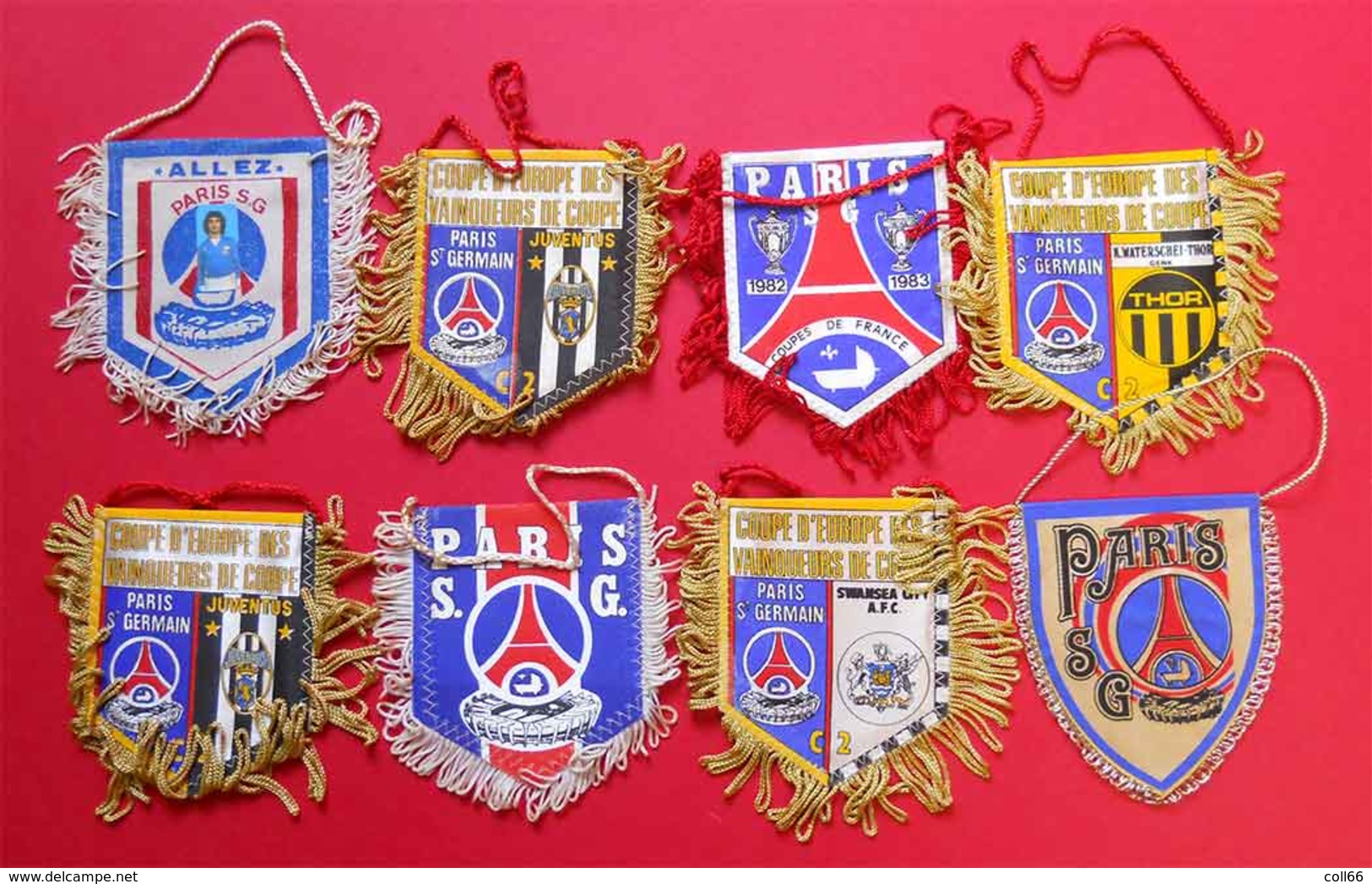 RARE Paris St Germain PSG 8 écussons Fanions Foot Football Anciens à Suspendre En Tissu 10x8cm Souvenir...Souvenir ! - Habillement, Souvenirs & Autres