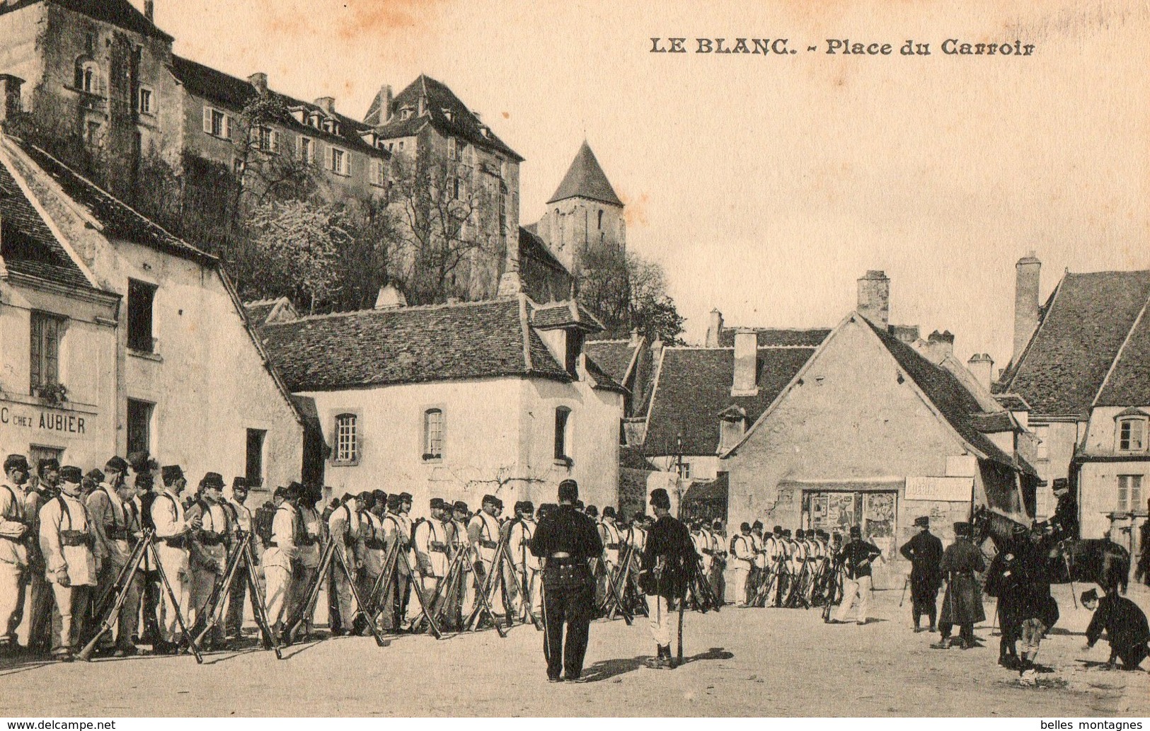 LE BLANC - Place Du Carroir - Le Blanc