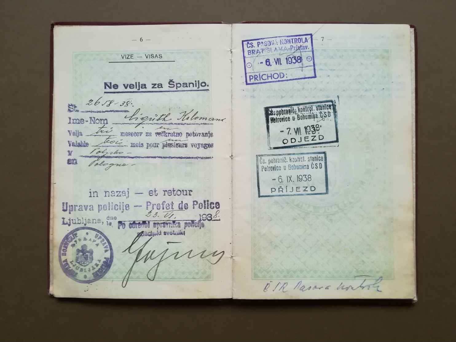 1938 YUGOSLAVIA KINGDOM Passport Male Visa Poland Expired 1938 SEE PHOTOS FOR CONDITION - Historische Dokumente