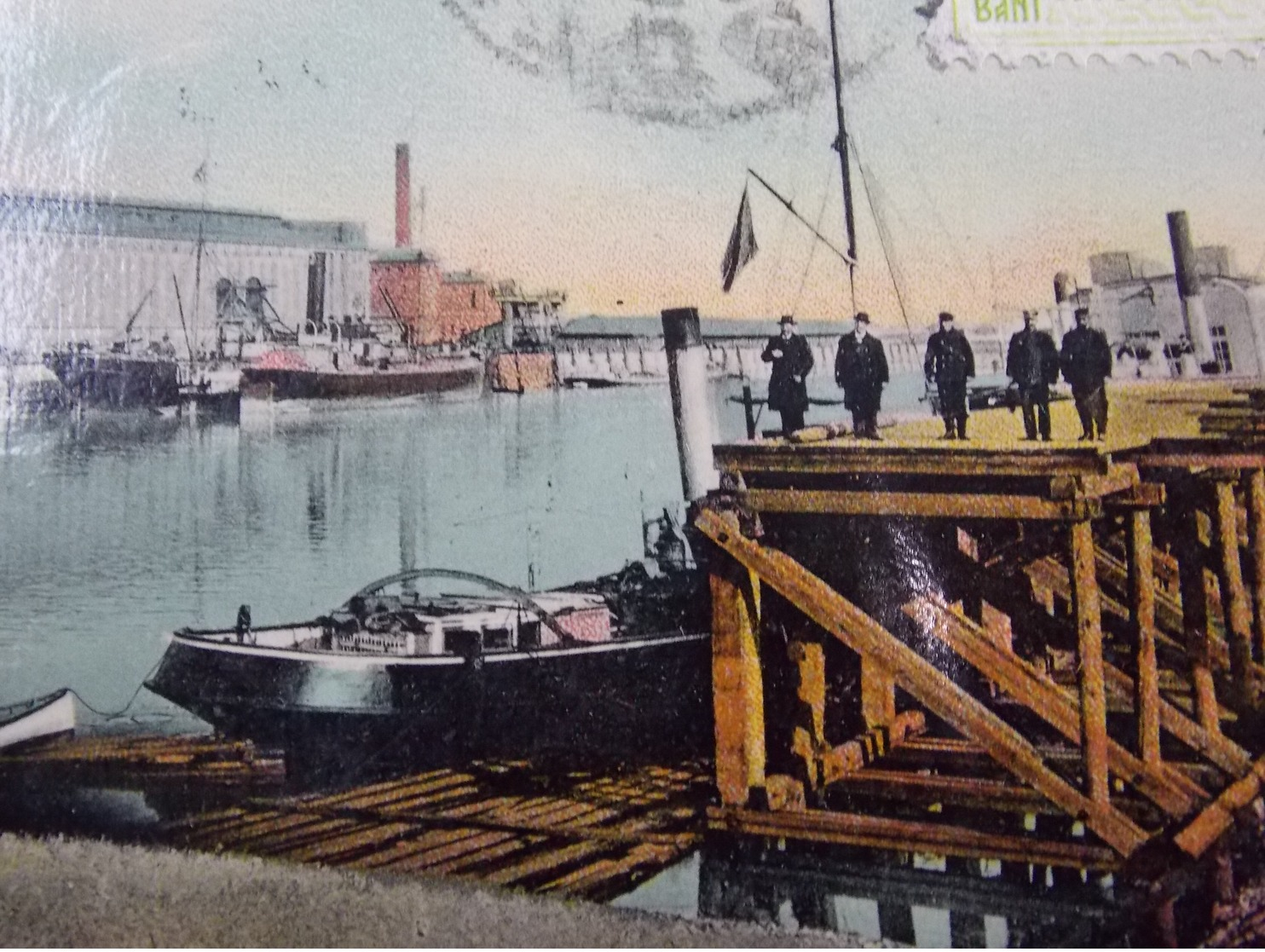 Romania Roumanie Cpa Postcard  - GALATZ- Waiting On The Pier - Romania