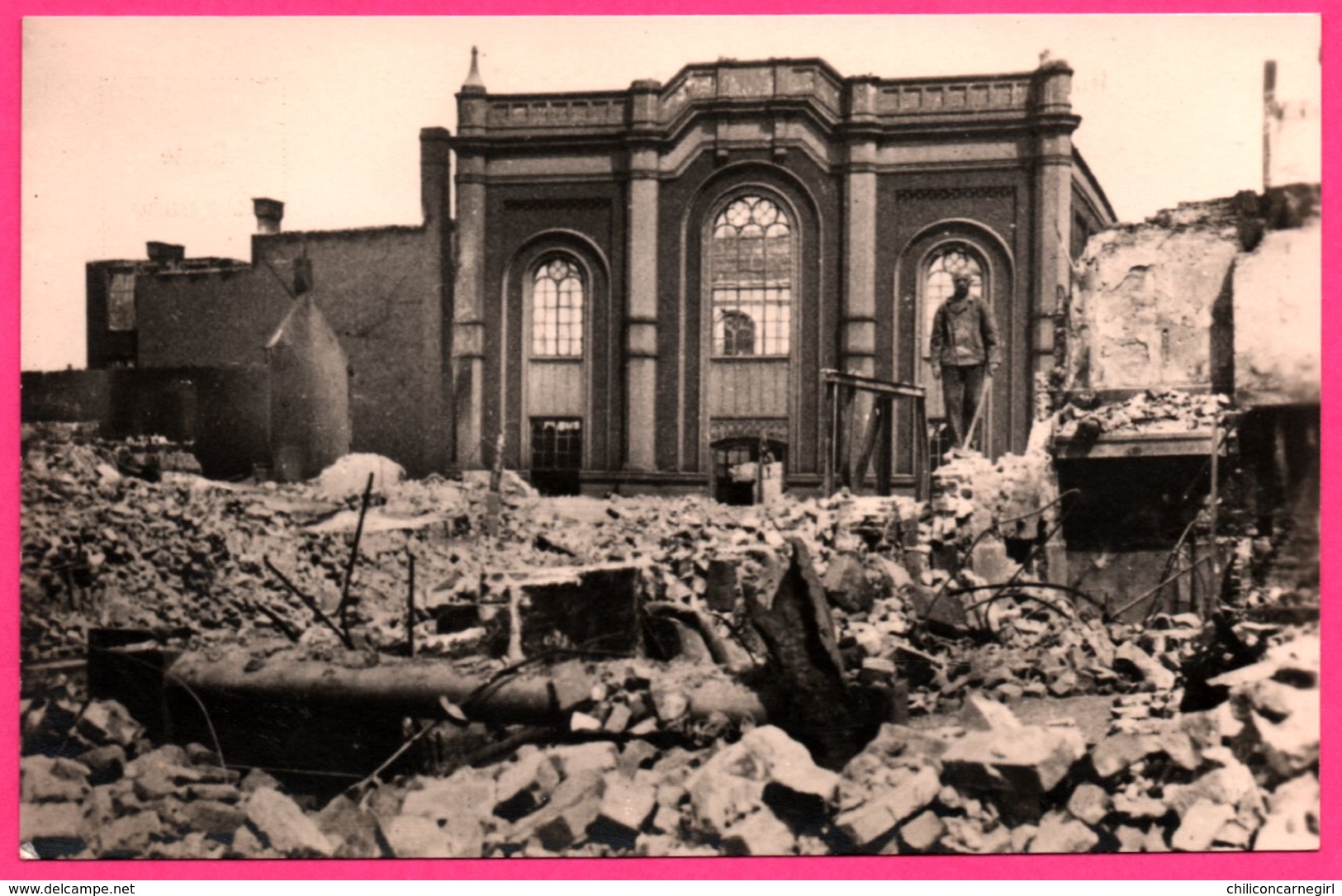 Cp Photo 13,5 * 8,5 - Rotterdam - Mei 1940 - De Oude Beurs - L'Ancienne Bourse - Bombardement - Foto S.G. BRUSSE - Rotterdam