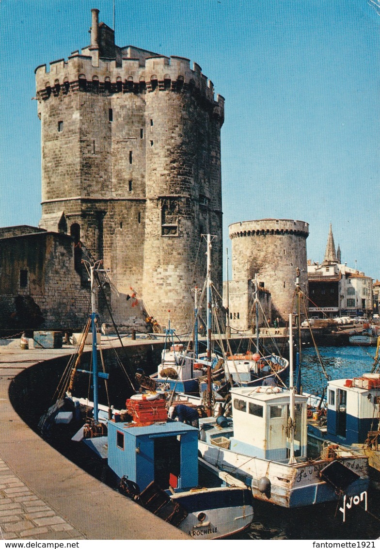 LA ROCHELLE VUE SUR LES TROIS TOURS (dil363) - La Rochelle